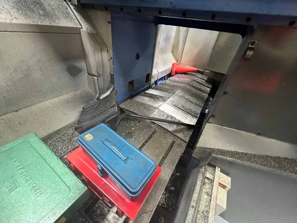 Mazak FJV-35/60 Double Column Bridge Mill VMC, 1998 - Cat 50 - Image 11