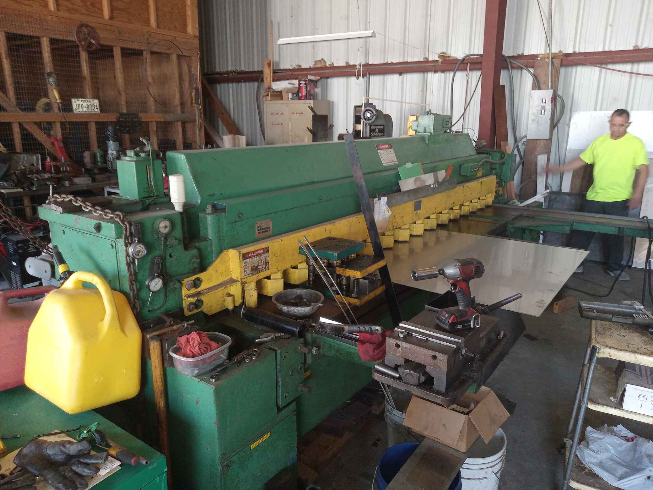 Wysong 10' x 1/4" Model 1025 Mechanical Power Squaring Shear