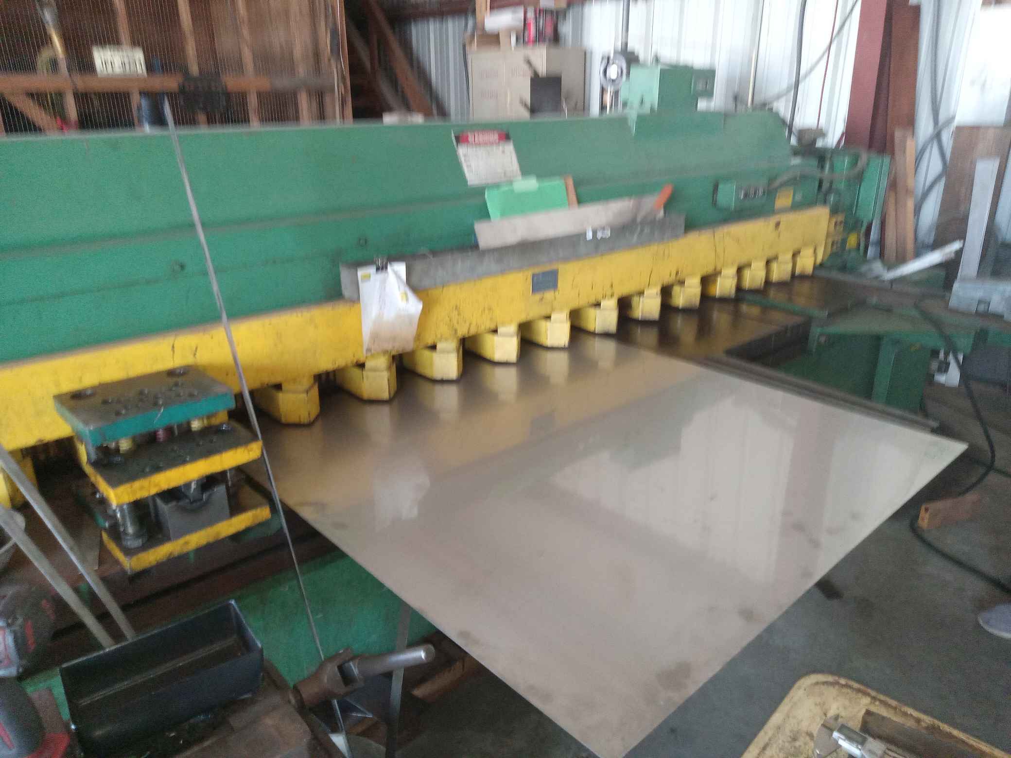 Wysong 10' x 1/4" Model 1025 Mechanical Power Squaring Shear