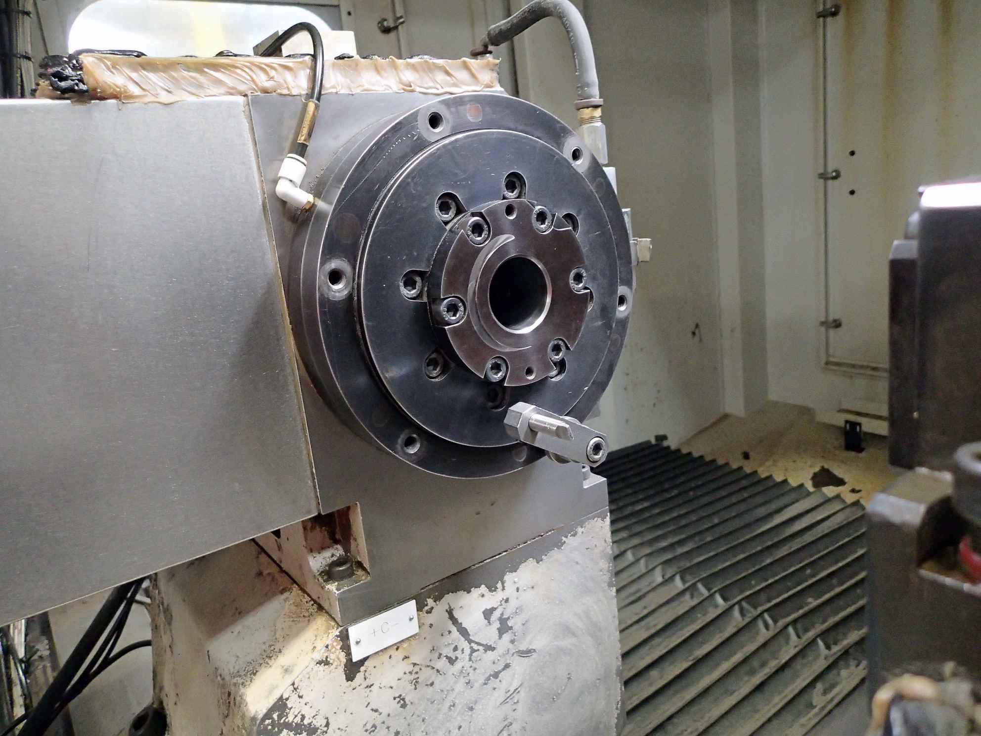 Usach 200 OD-L Dual Wheel CNC Grinder, 2014 - 42" Swing, 80" Centers, Probing, Fanuc, Fabric Filter, Chiller - Image 6