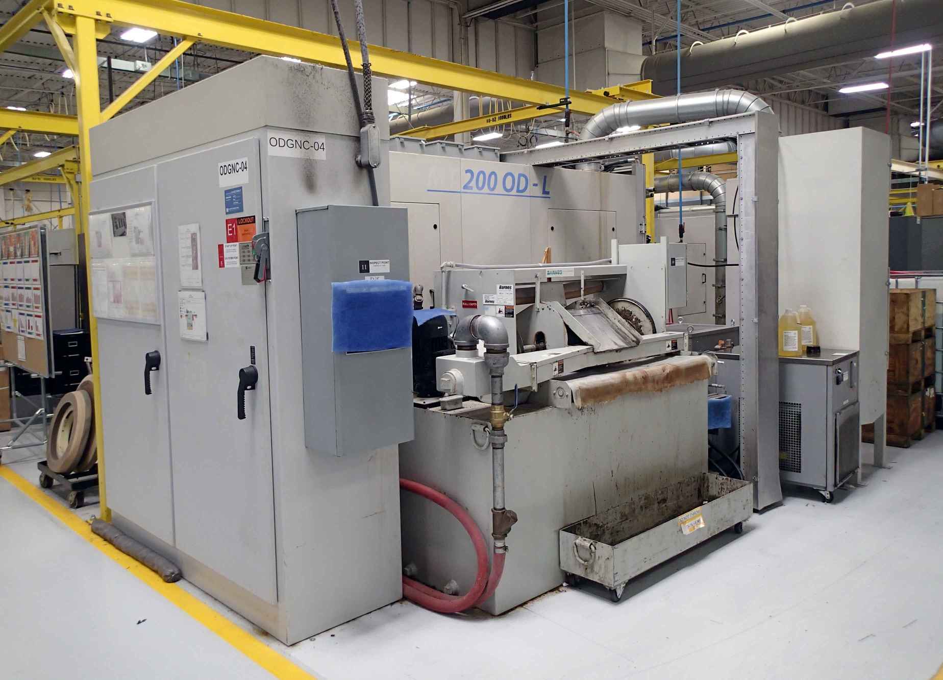 Usach 200 OD-L Dual Wheel CNC Grinder, 2014 - 42" Swing, 80" Centers, Probing, Fanuc, Fabric Filter, Chiller - Image 10