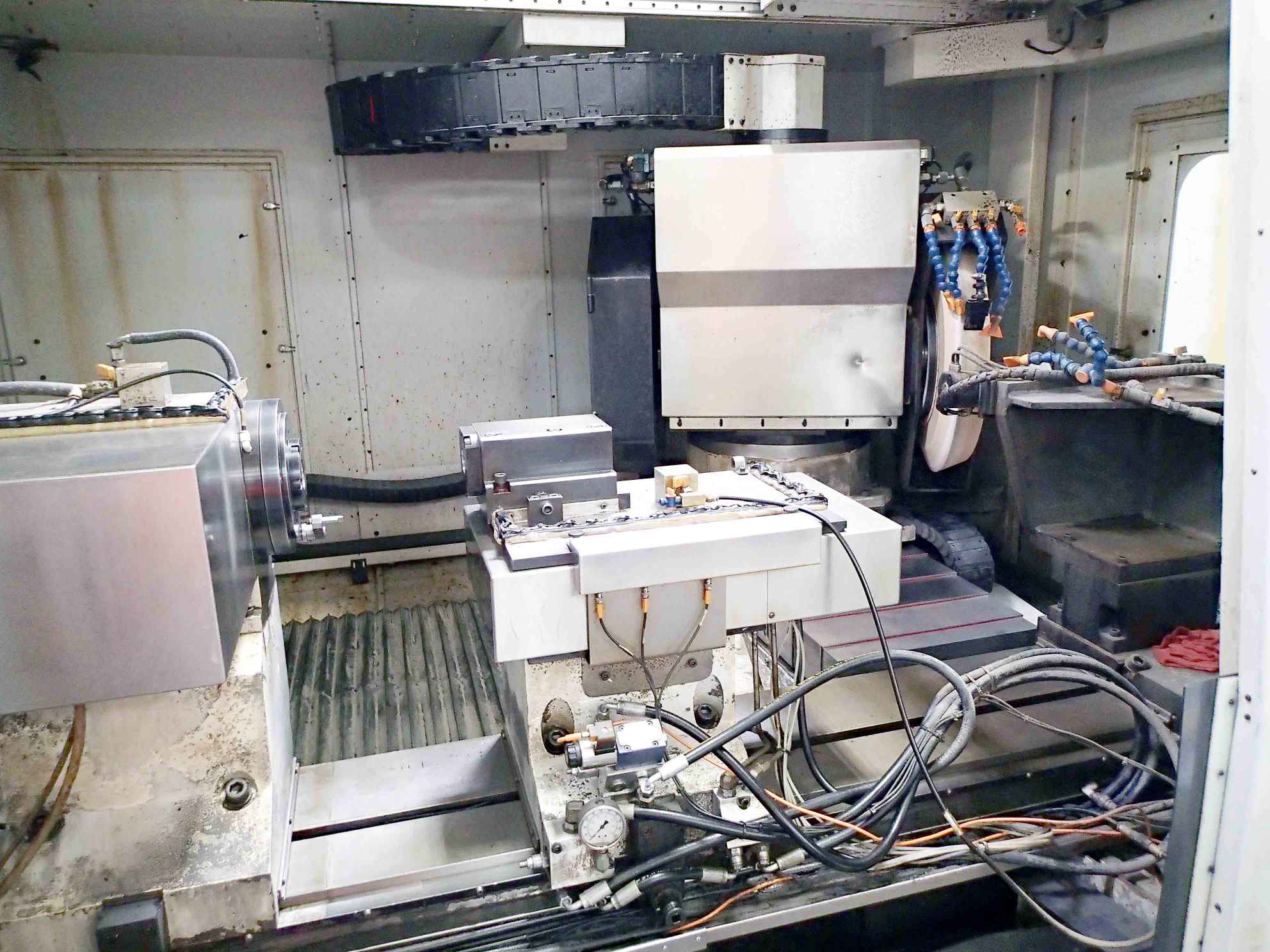 Usach 200 OD-L Dual Wheel CNC Grinder, 2014 - 42" Swing, 80" Centers, Probing, Fanuc, Fabric Filter, Chiller - Image 19