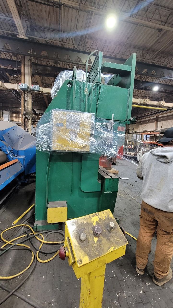 400 Ton x 12' HTC 400-12H Press Brake - Floor Mount Included - Image 2