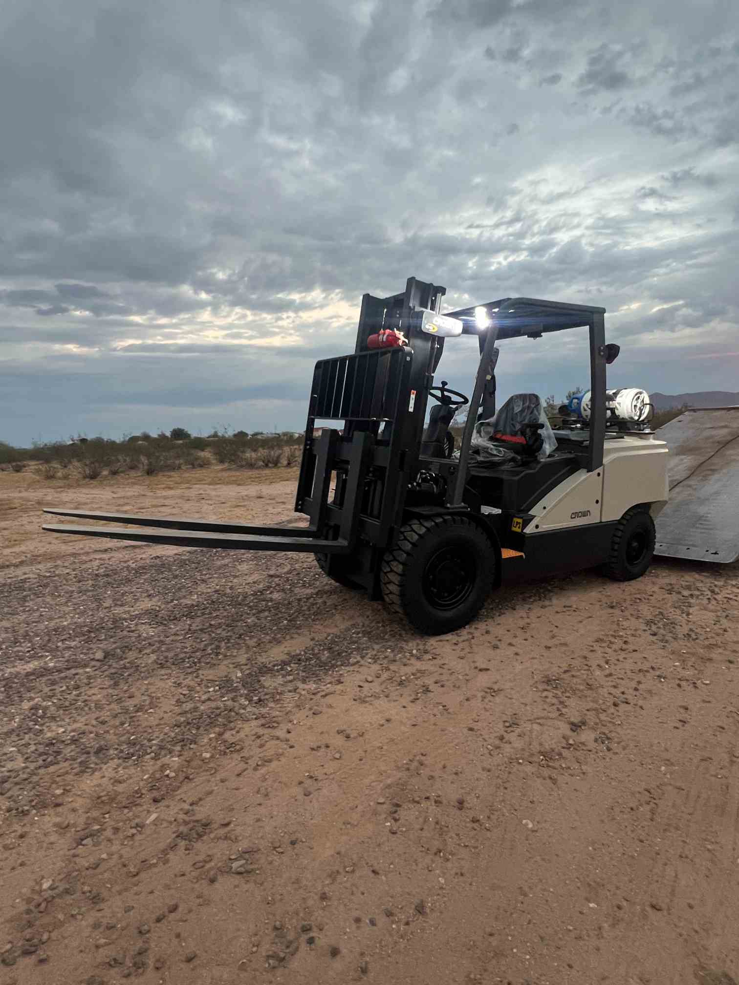 12,000 Lbs Crown CG55C-7 Forklift