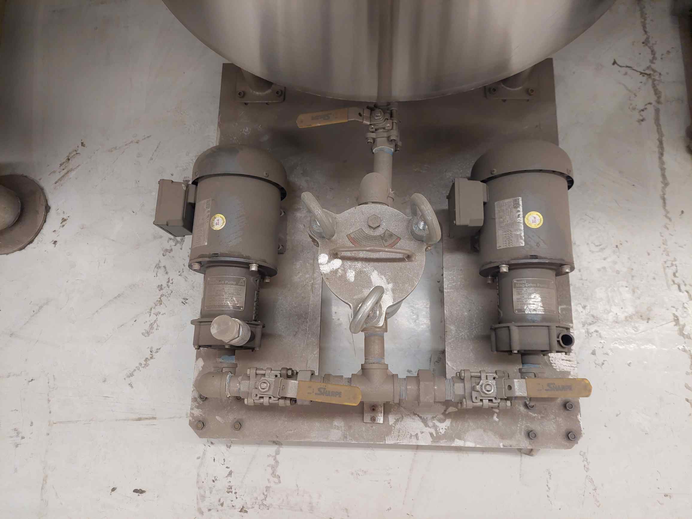 150 Gallon Mixer Direct SSTSC0150 Stainless Steel Mixing Tank
