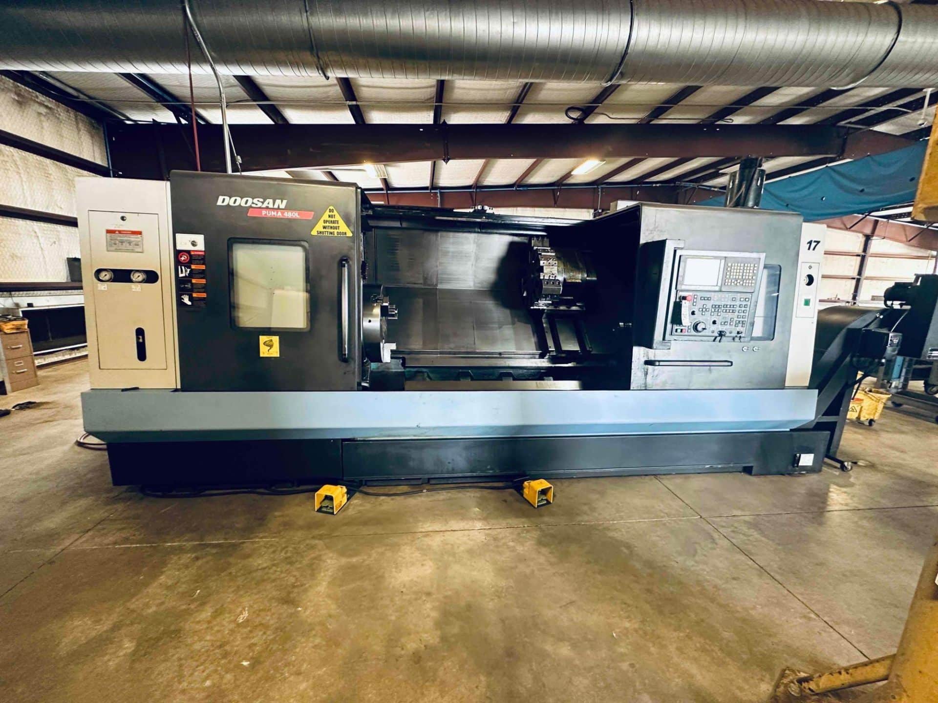 DOOSAN PUMA 480L TURNING CENTER WITH LNS TURBO HB CHIP CONVEYOR
