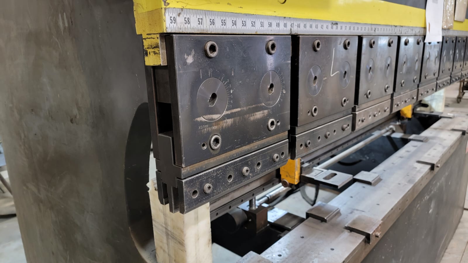 250 Ton X 10’ Toyokoki Hyb-250 Press Brake