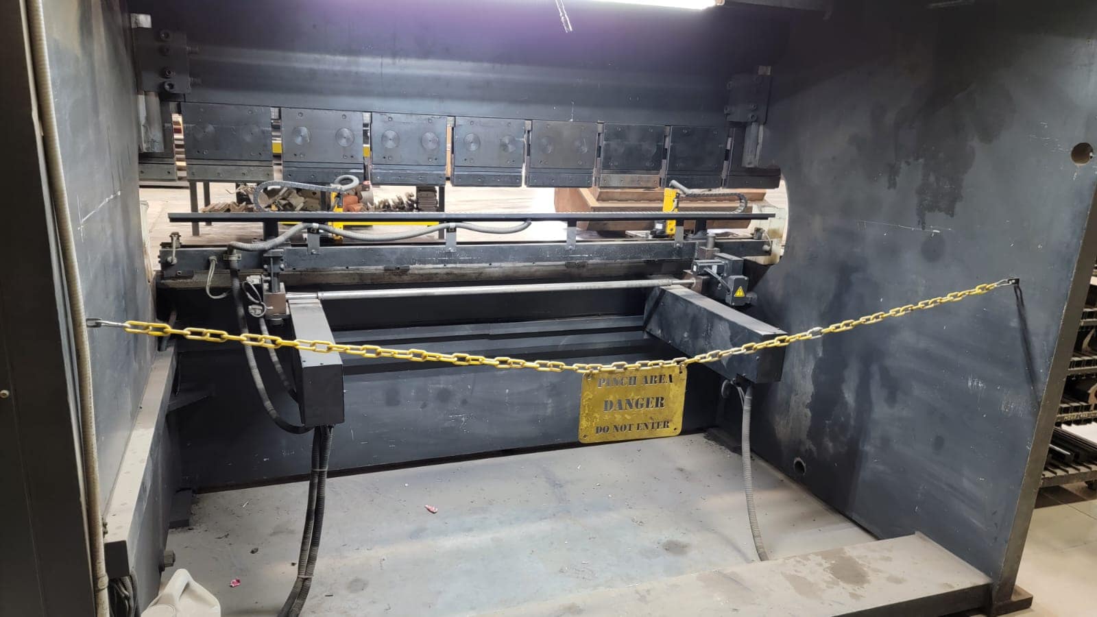 250 Ton X 10’ Toyokoki Hyb-250 Press Brake