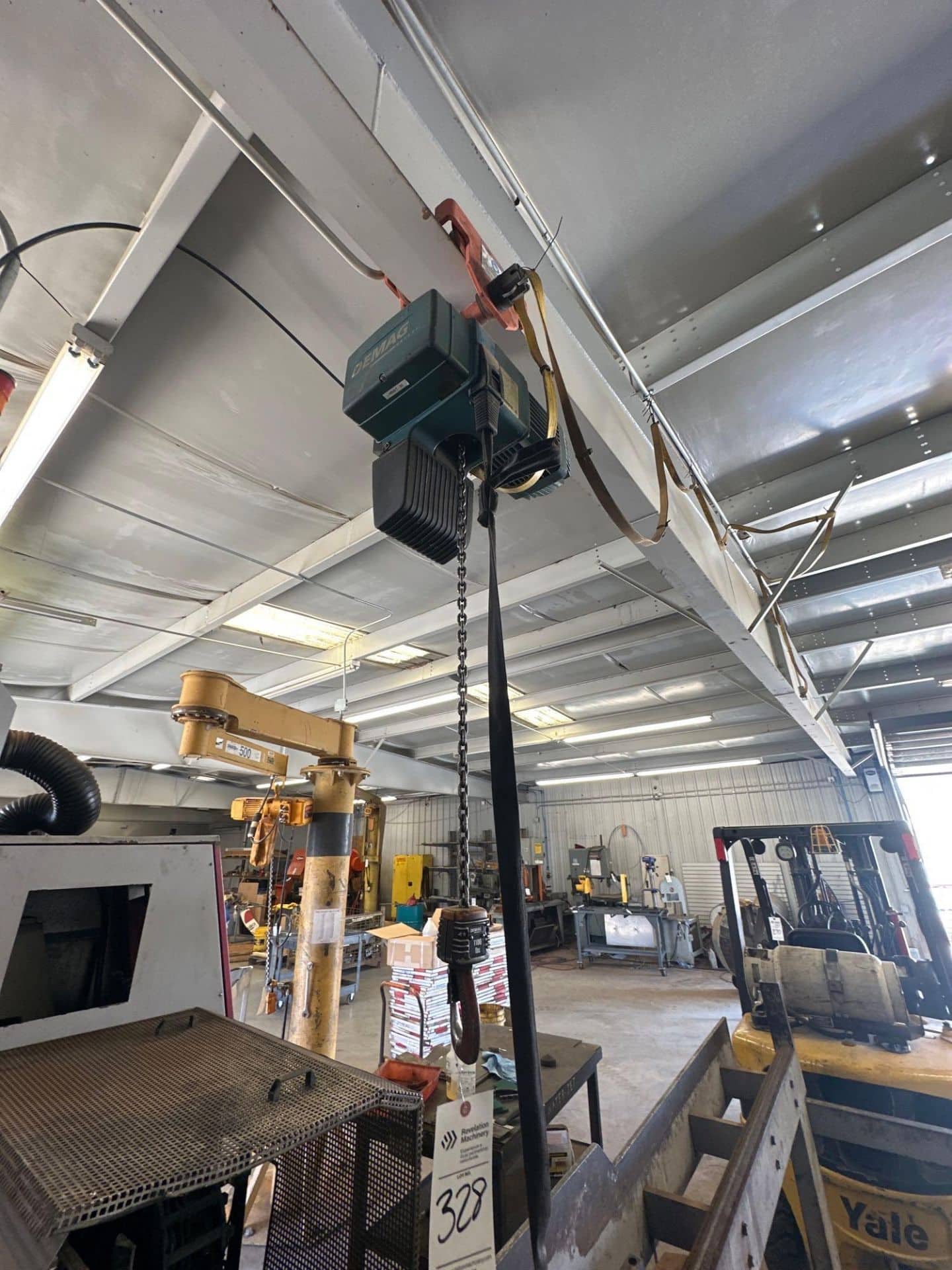 DEMAG HOIST 1100 LB CAPACITY