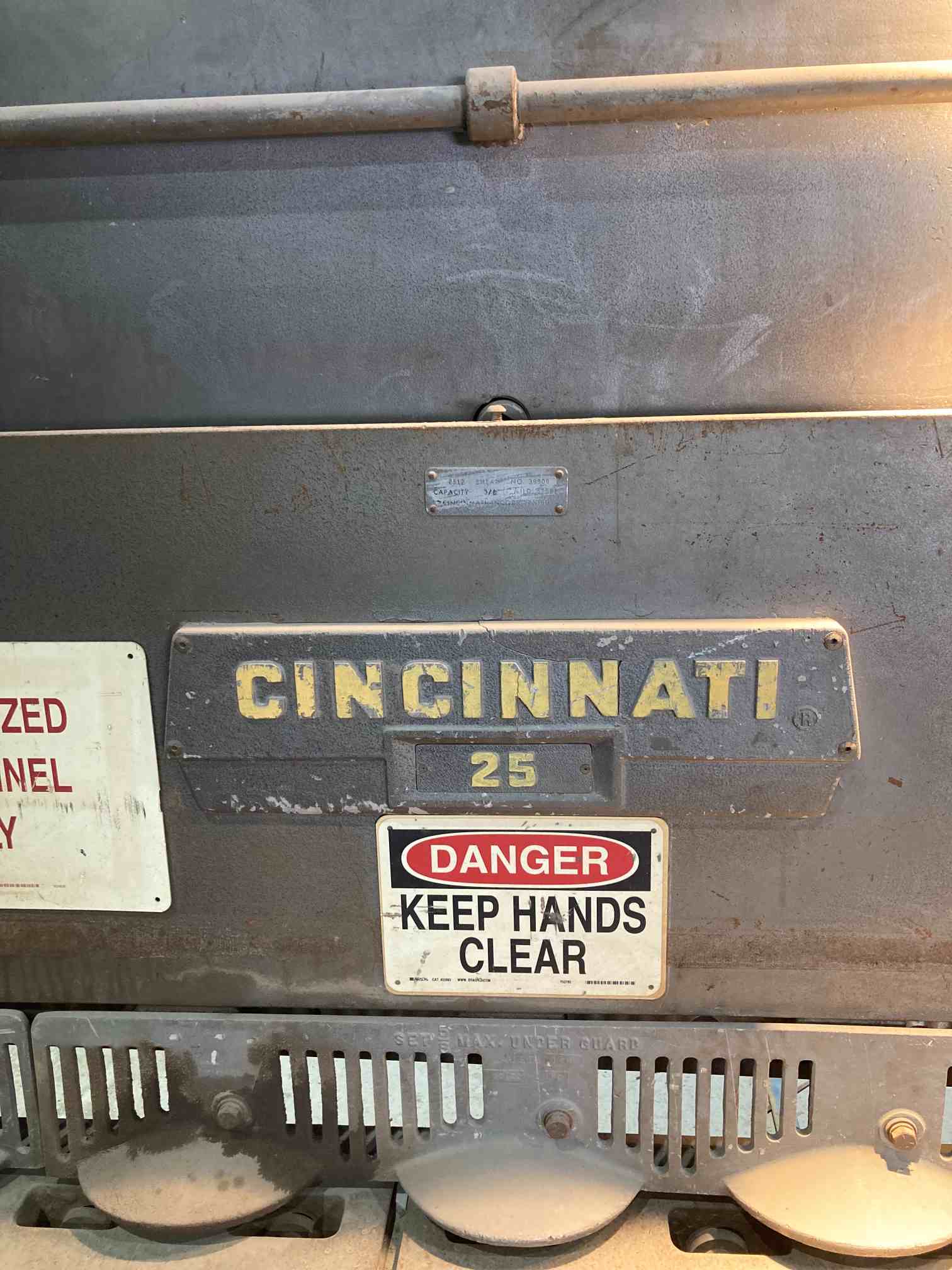 3/8" x 12' Cincinnati 2512 Shear