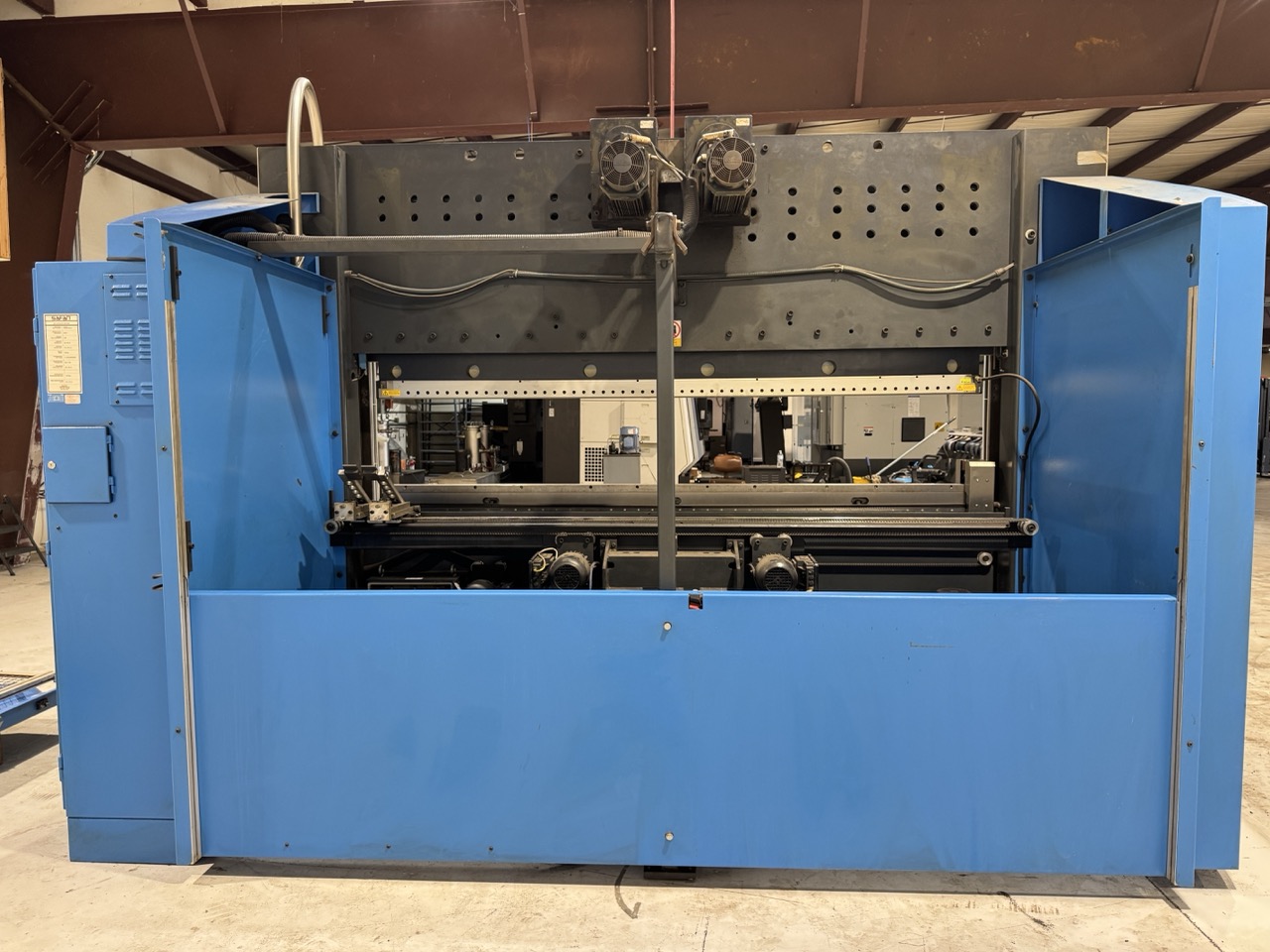 73 Ton x 8' Finn-Power E-Series 65-2550 Electric Press Brake, 2005 - 4 Axis Backgauge - Image 4