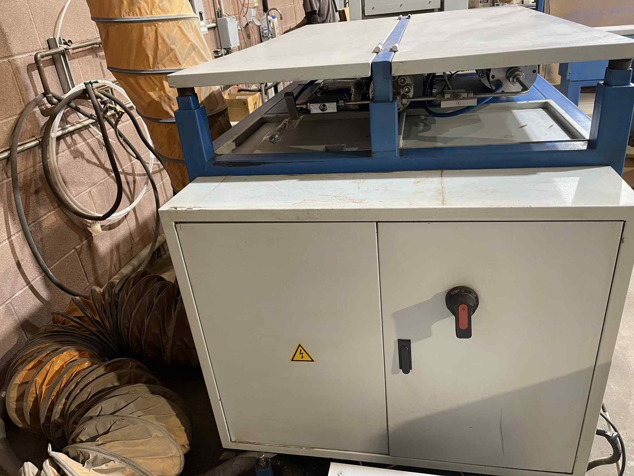 5' x 10' A&V AV1005BA-5X Waterjet