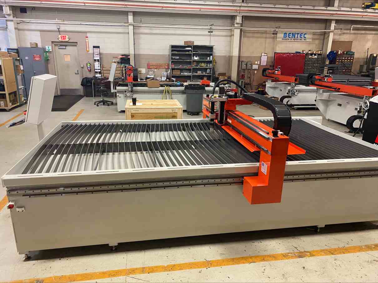 5'x10' AKS Plasmatic CNC Plasma Table, Hypertherm MaxPro 200