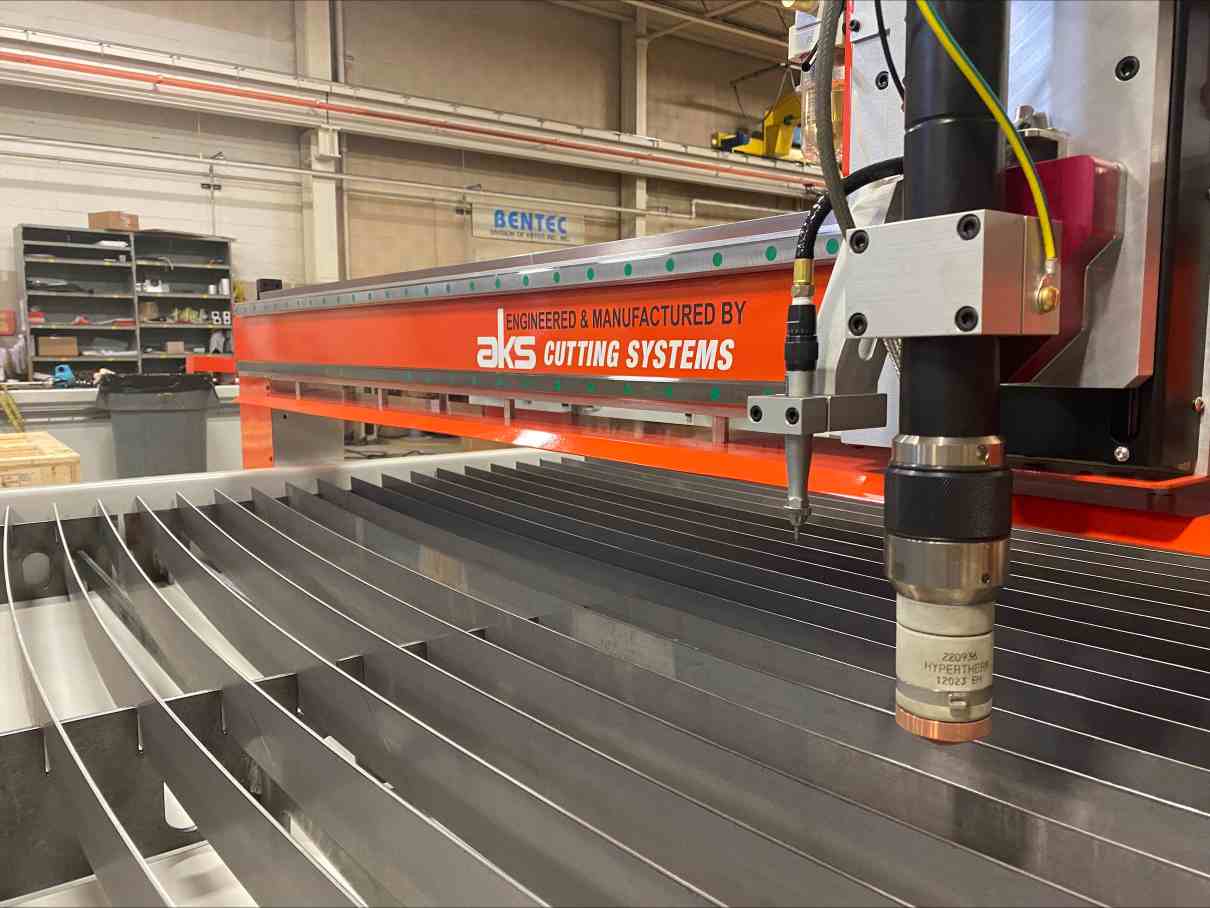 5'x10' AKS Plasmatic CNC Plasma Table, Hypertherm MaxPro 200