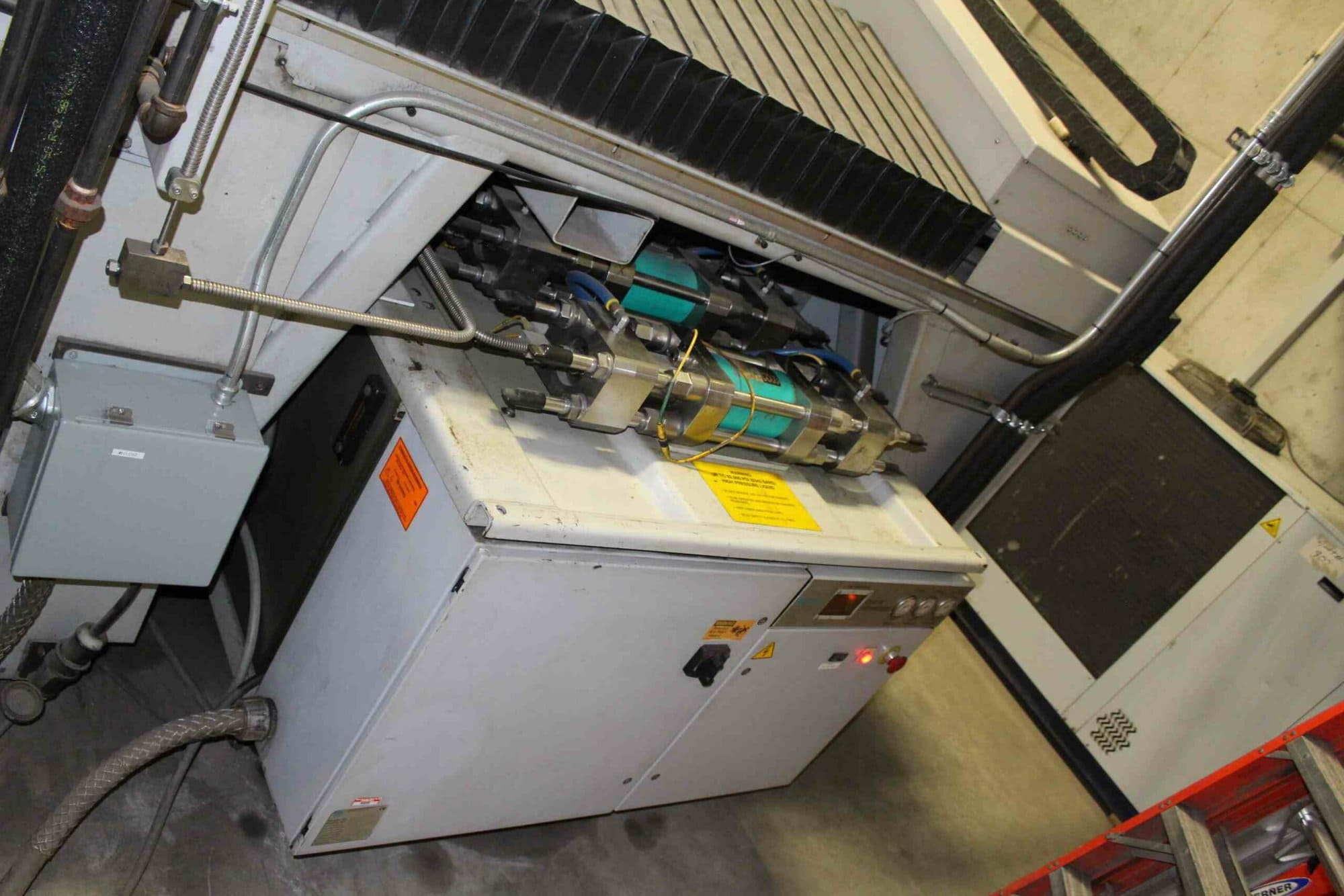 6' x 12' Flow IFB 6012 CNC Waterjet