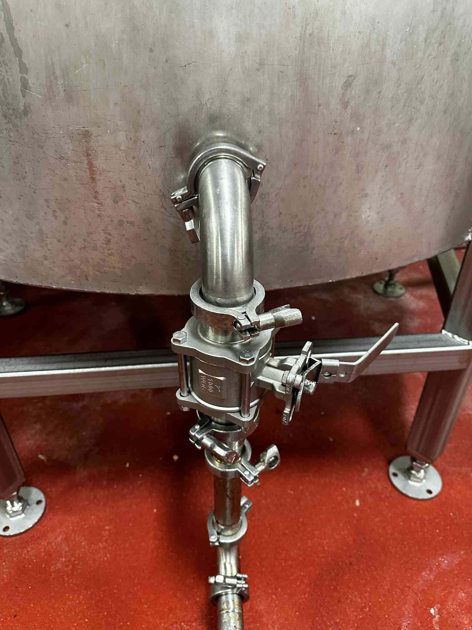 700 Gallon Stainless Steel Tank