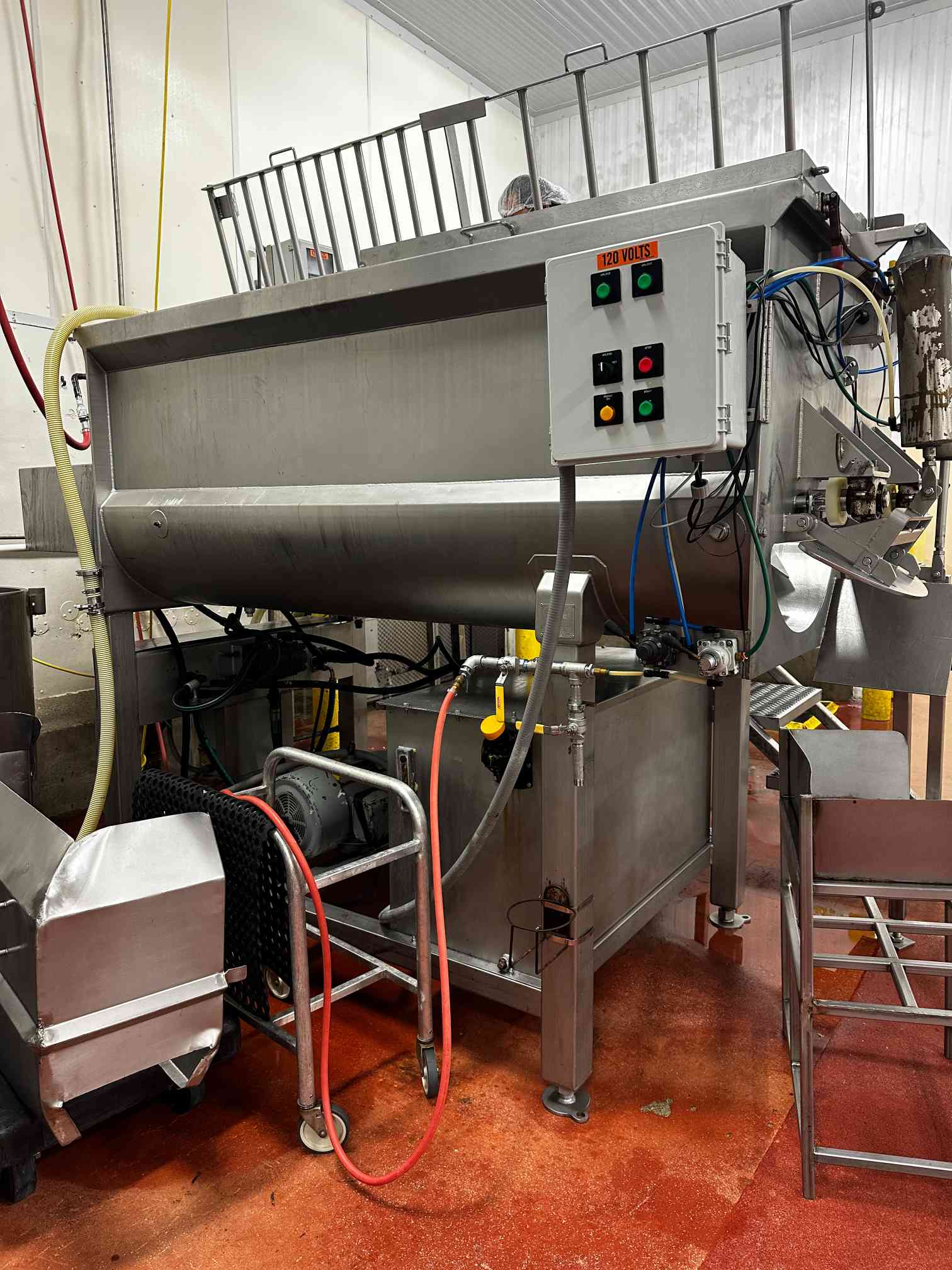 84 CF AMFEC 510 Stainless Steel Ribbon Blender