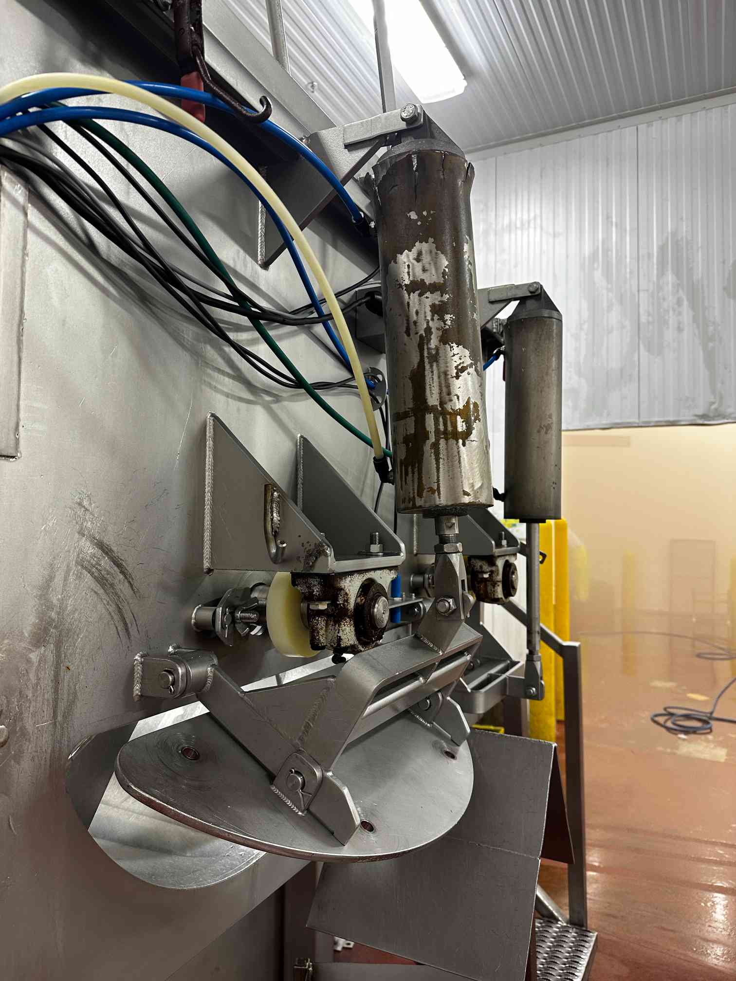 84 CF AMFEC 510 Stainless Steel Ribbon Blender