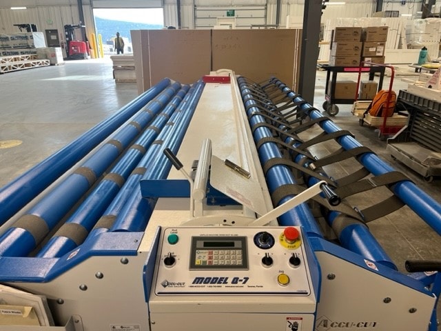 Accu-Cut Dual Cradle Q7 Carpet Cutting Machine