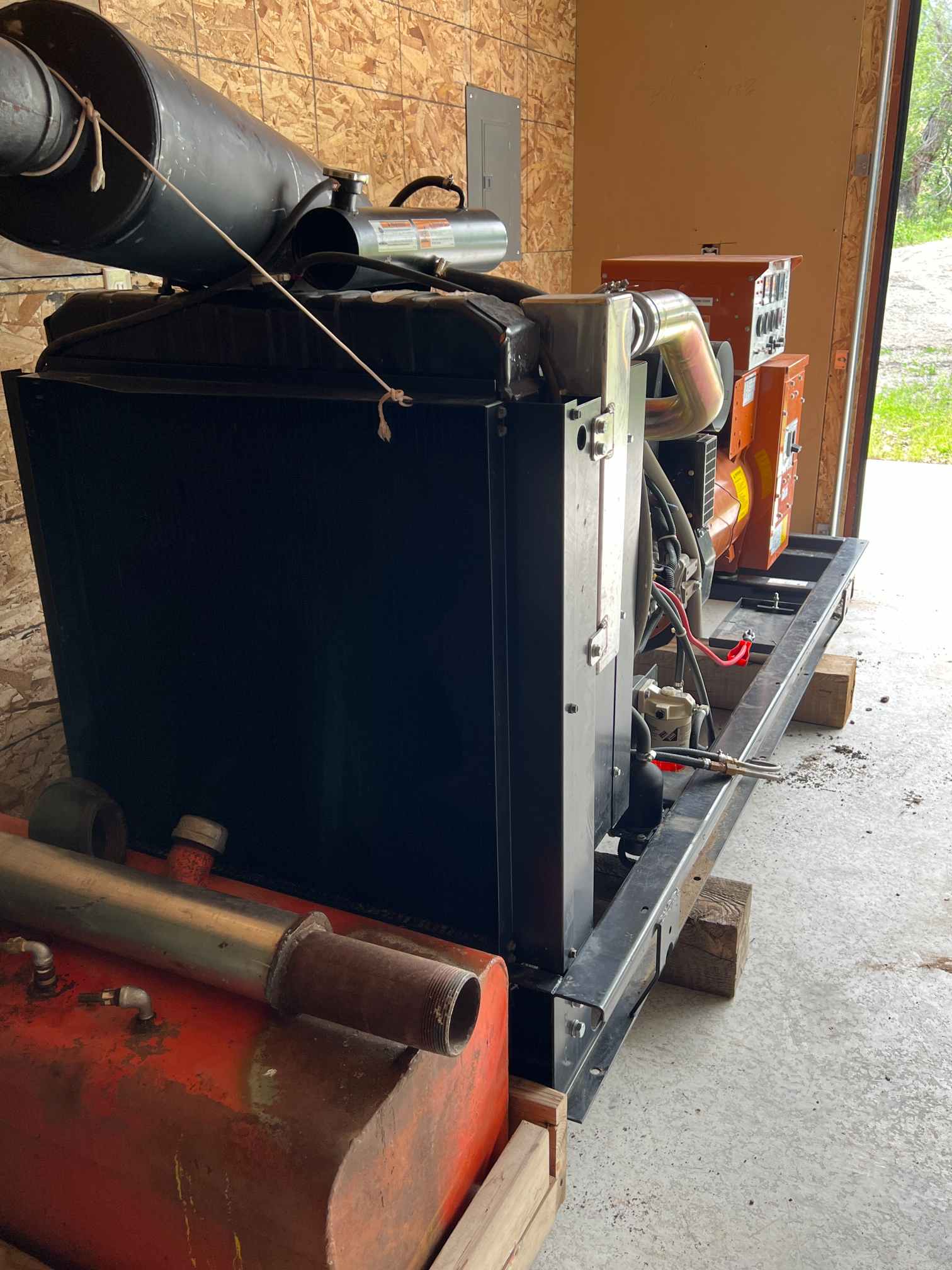 Generac Model 4627700100 80Kw Diesel Generator