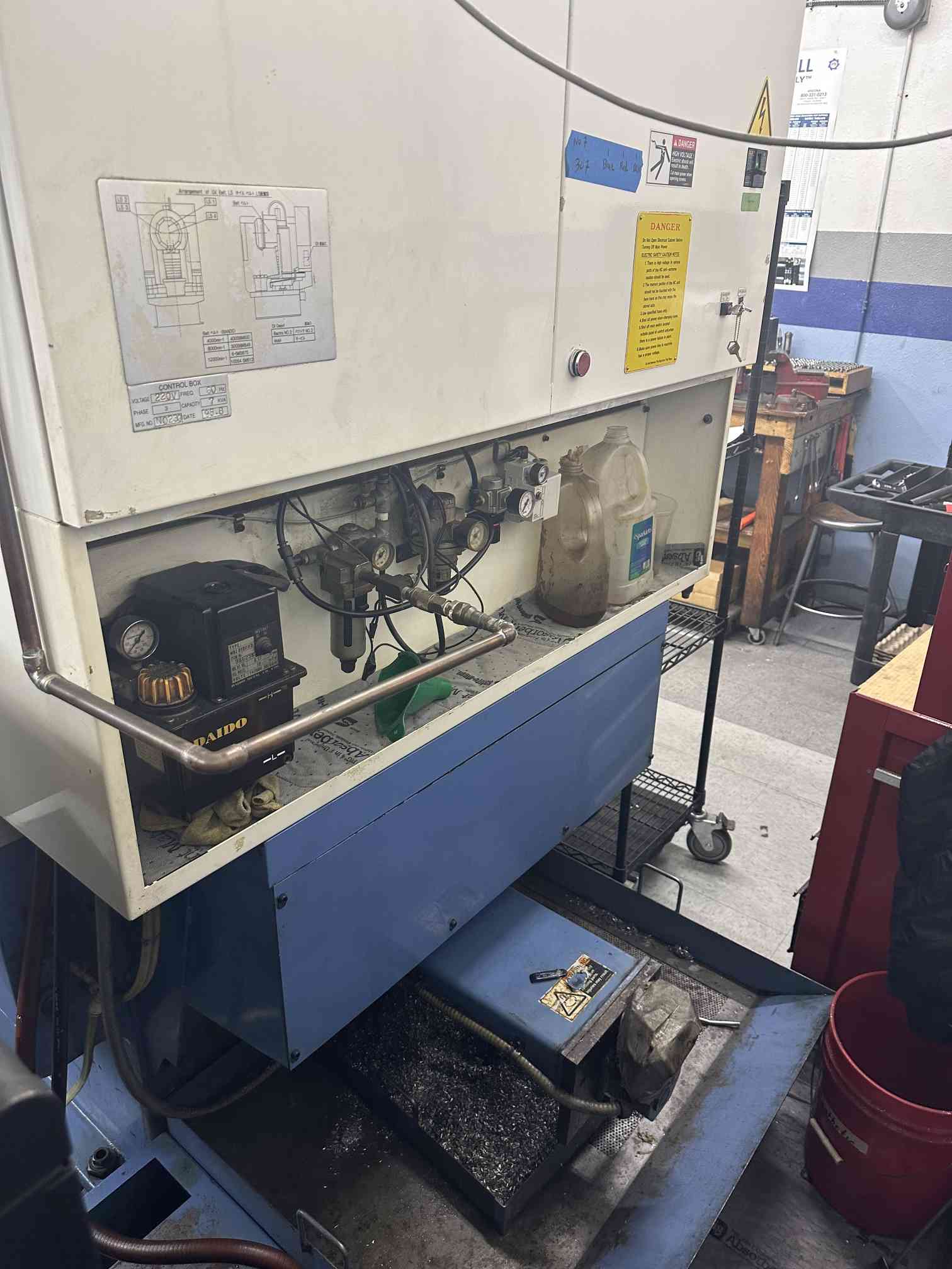 Kira KN30VE VMC CNC Mill