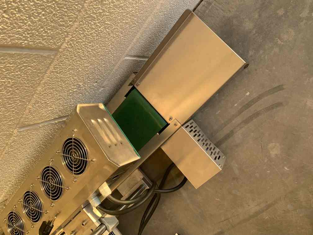 LX6000 Continuous Induction Sealing Machine and Capper