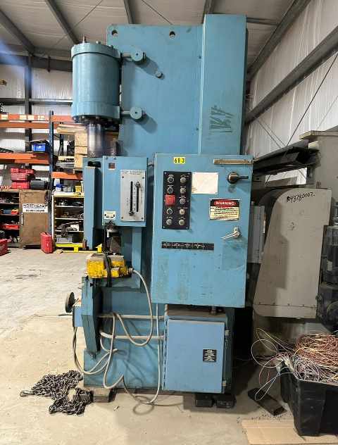 Niagara HBM-100-8-10 100 Ton x 10' Hydraulic Press Brake