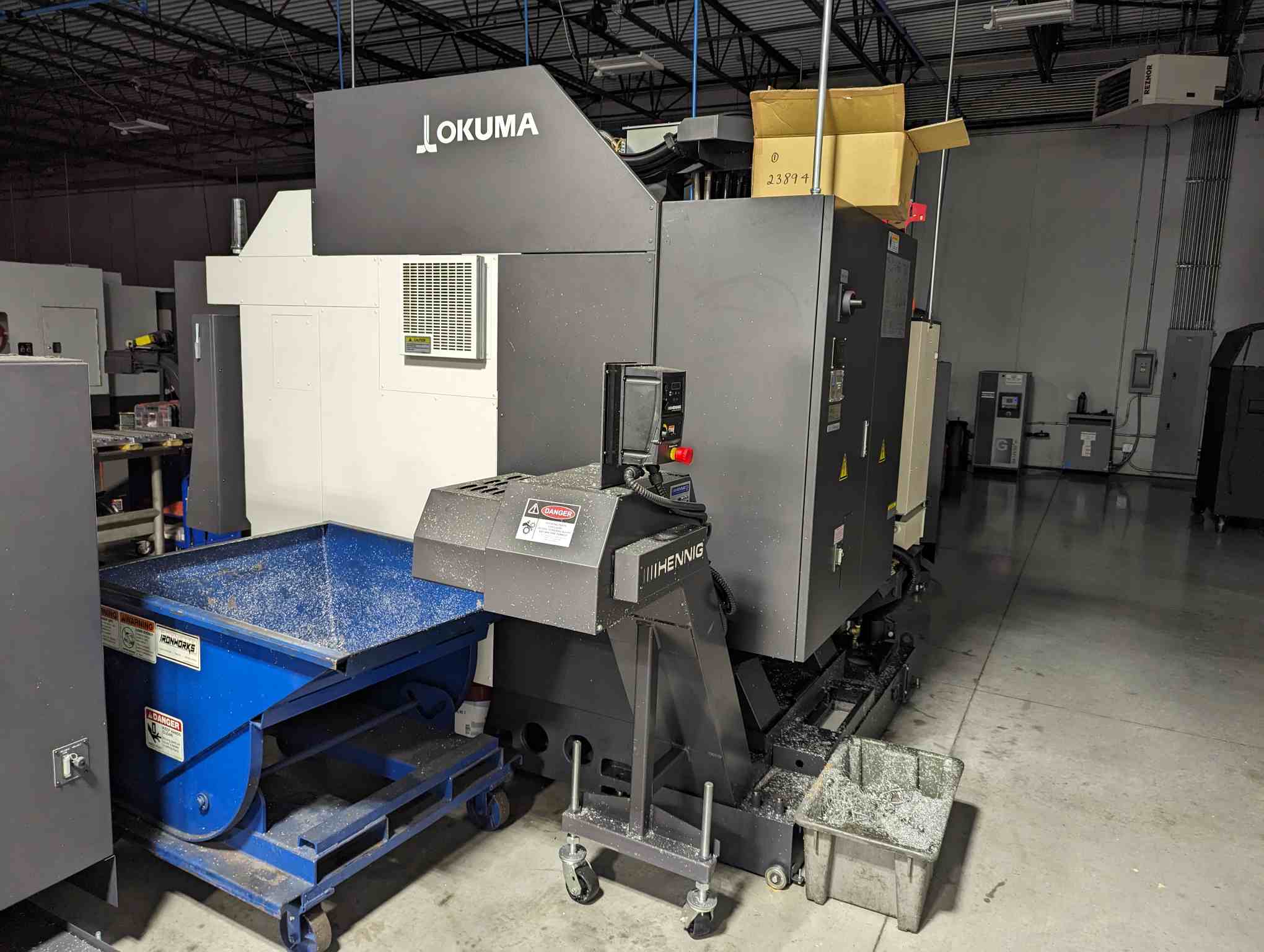Okuma Genos M460-VE VMC
