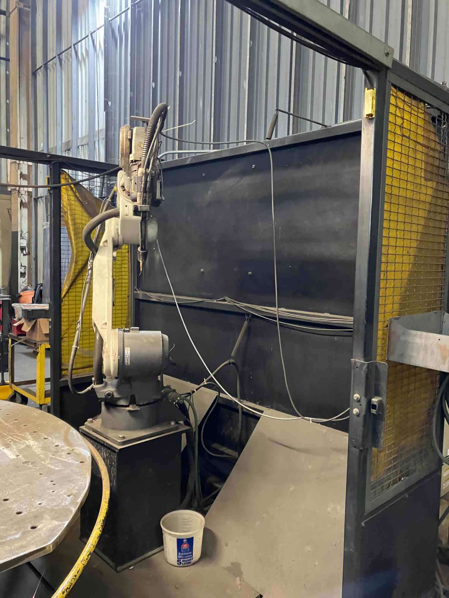Panasonic Performarc PA 112-S Robotic Weld Cell