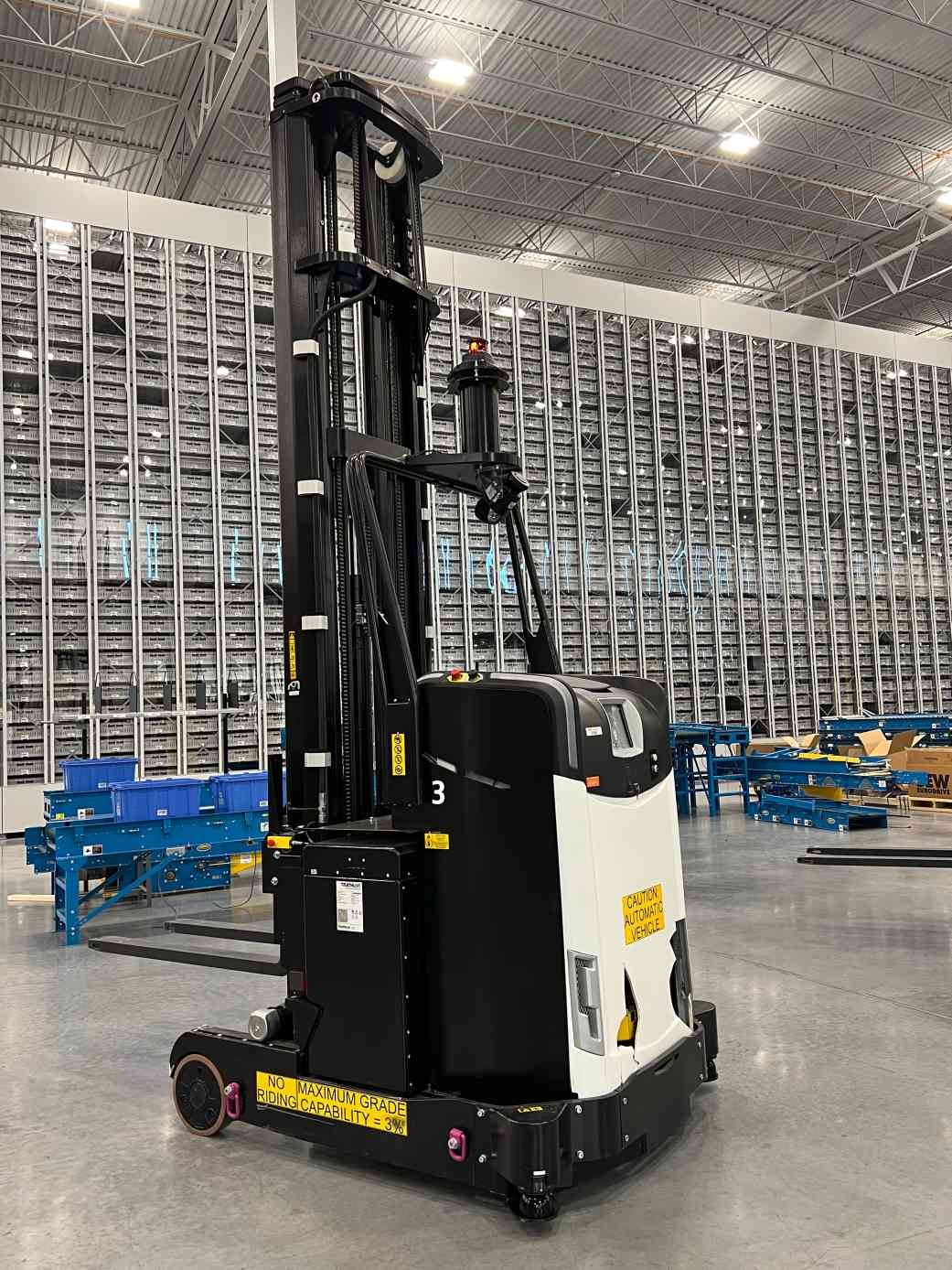 Rocla AGV ARTmf 3,000 lb Automated Reach Forklift