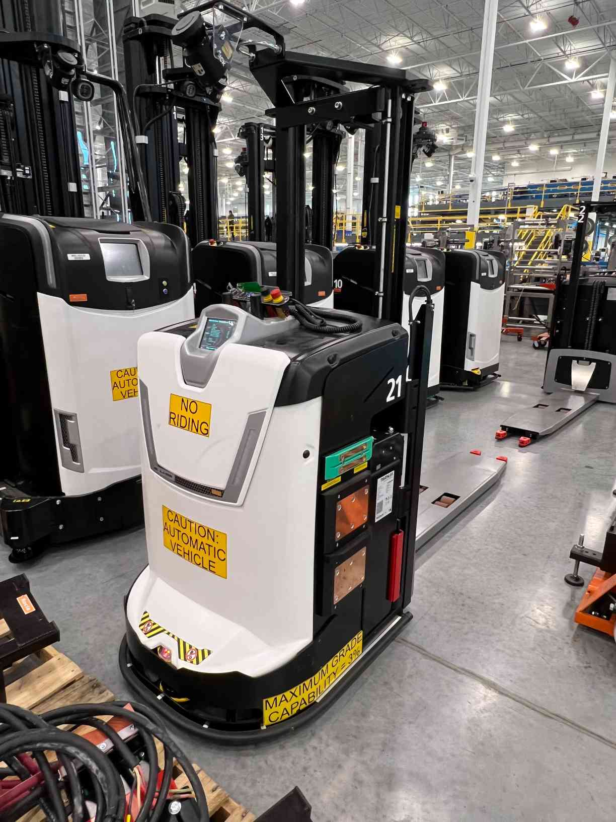 Rocla AGV ATXff 600 lb Pallet Mover