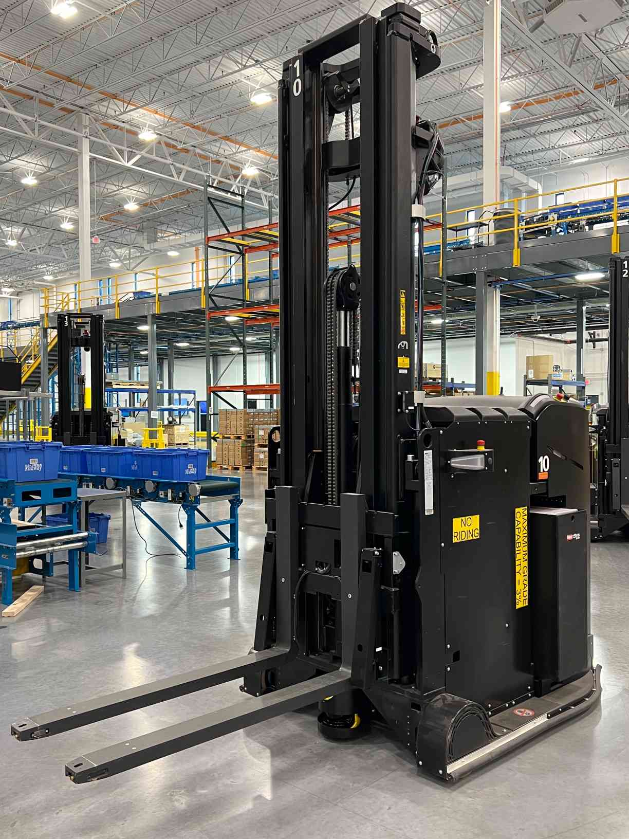 Rocla AGV AWTcf 3,000 lb Automated Reach Forklift