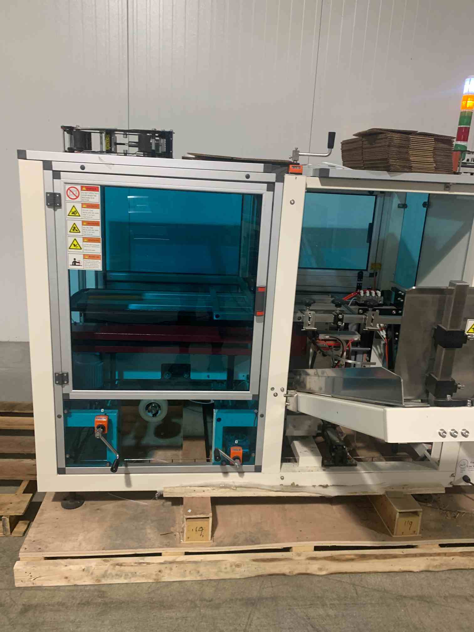 Uniform T500 Automatic Top Sealer