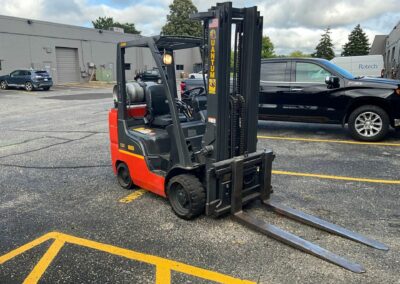 nissan lp forklift model mcul02830lv 5650 lb max (75 hours)