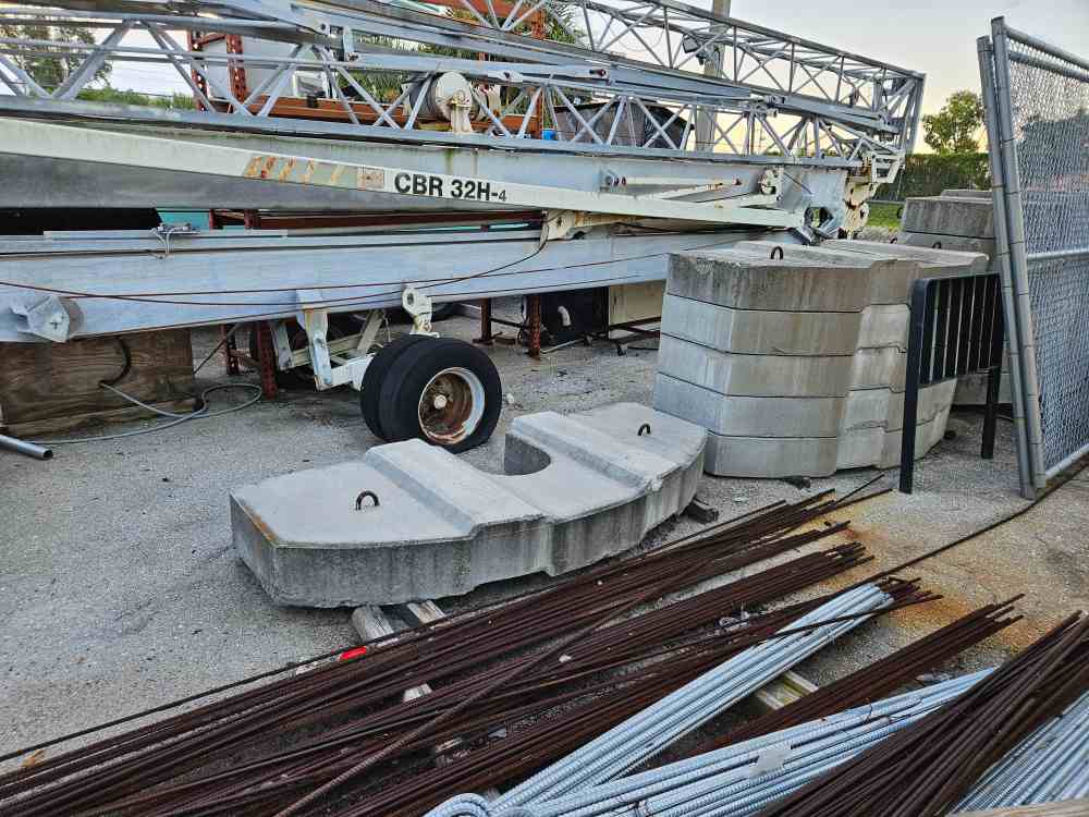 TeRex COMEDIL CBR 32H-4 Self Erecting Tower Crane