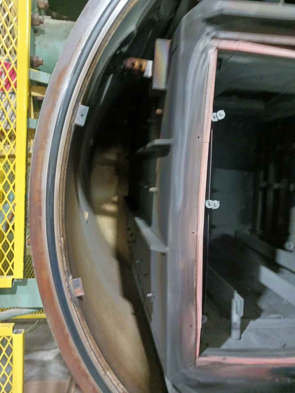 Ipsen VFC 924 Vacuum Furnance