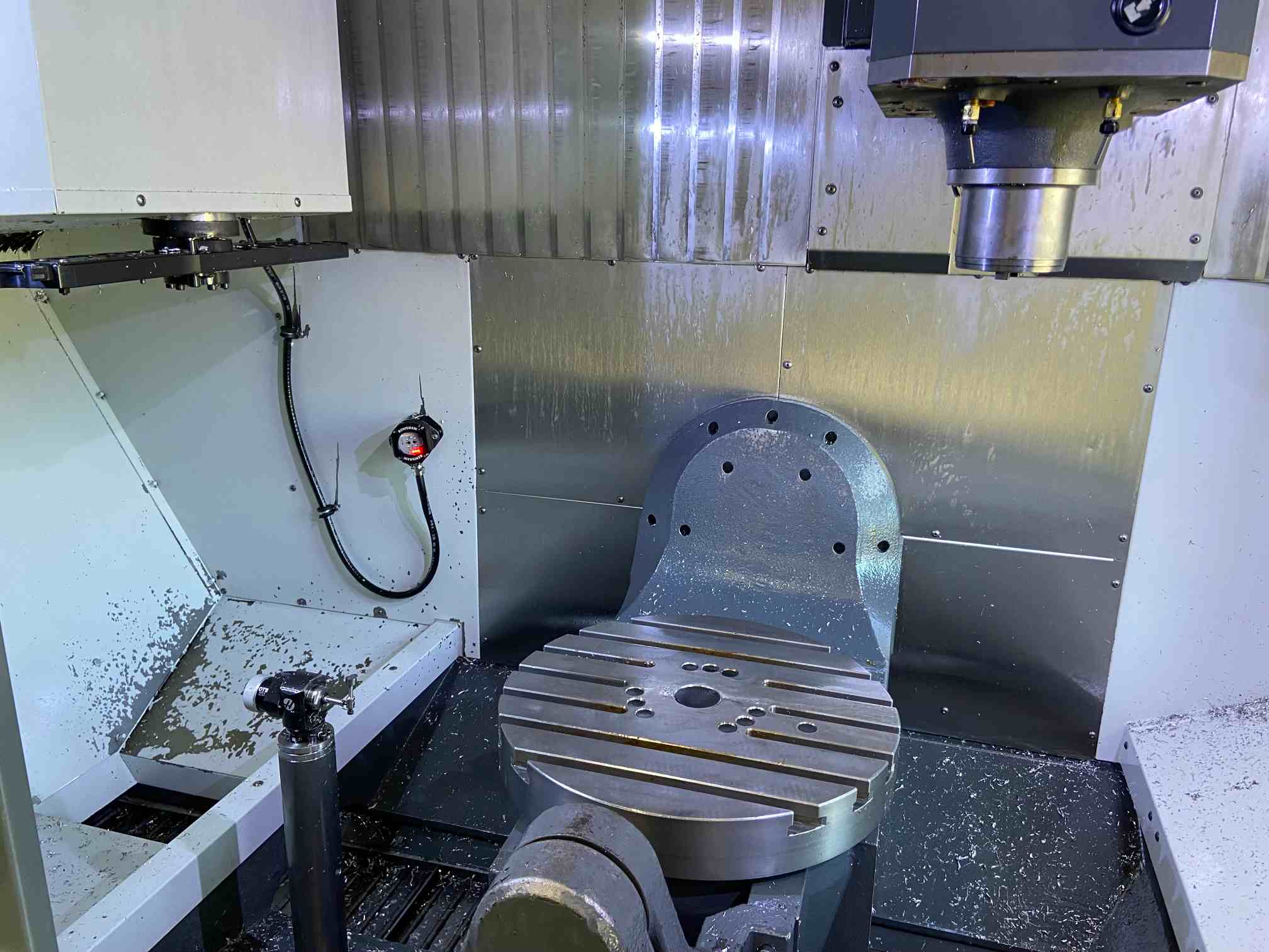 Haas UMC-750 Universal Machining Center