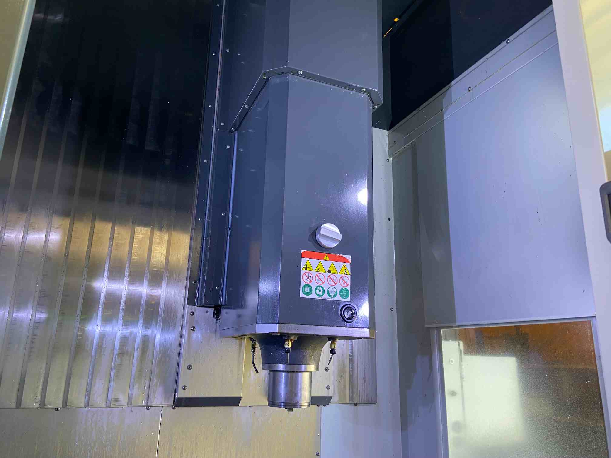 Haas UMC-750 Universal Machining Center
