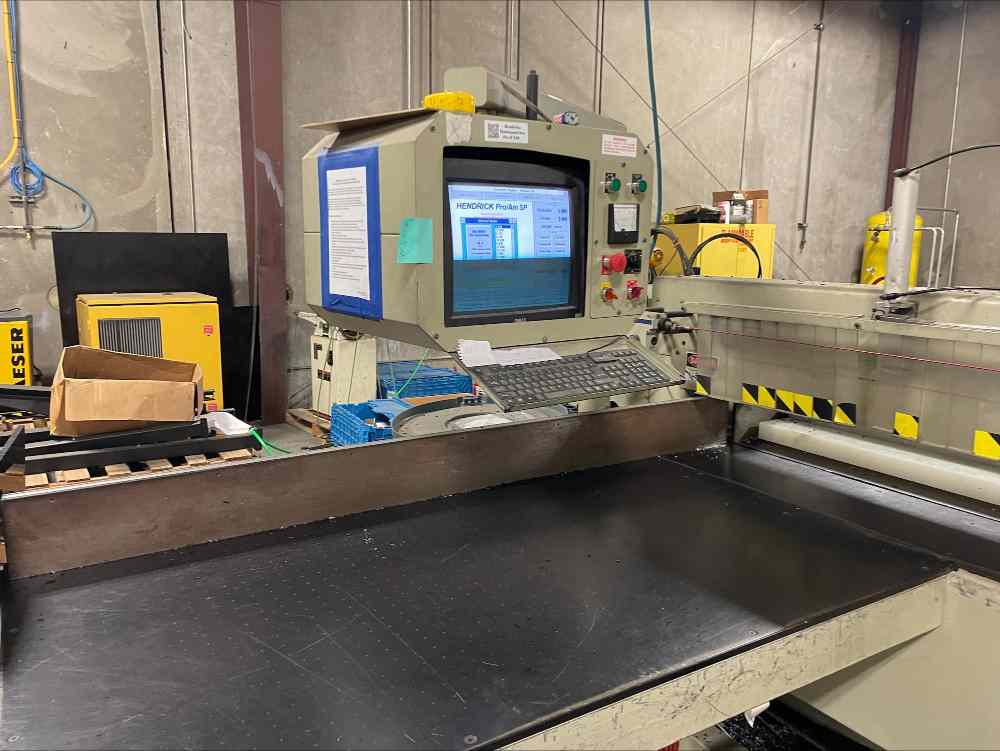 127" x 150" Hendrick Pro/AM-126 Panel Saw