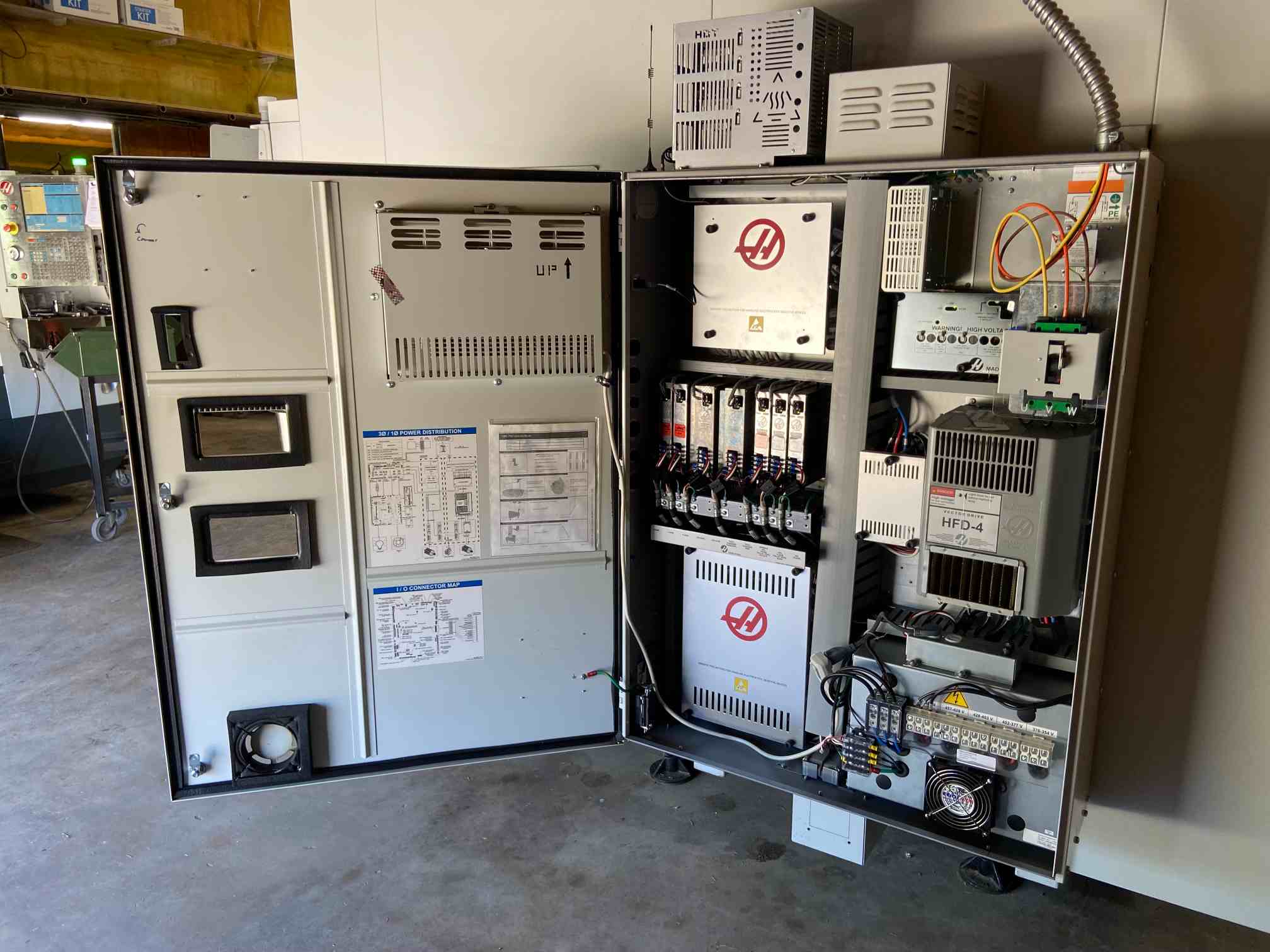 Haas UMC-750 Universal Machining Center