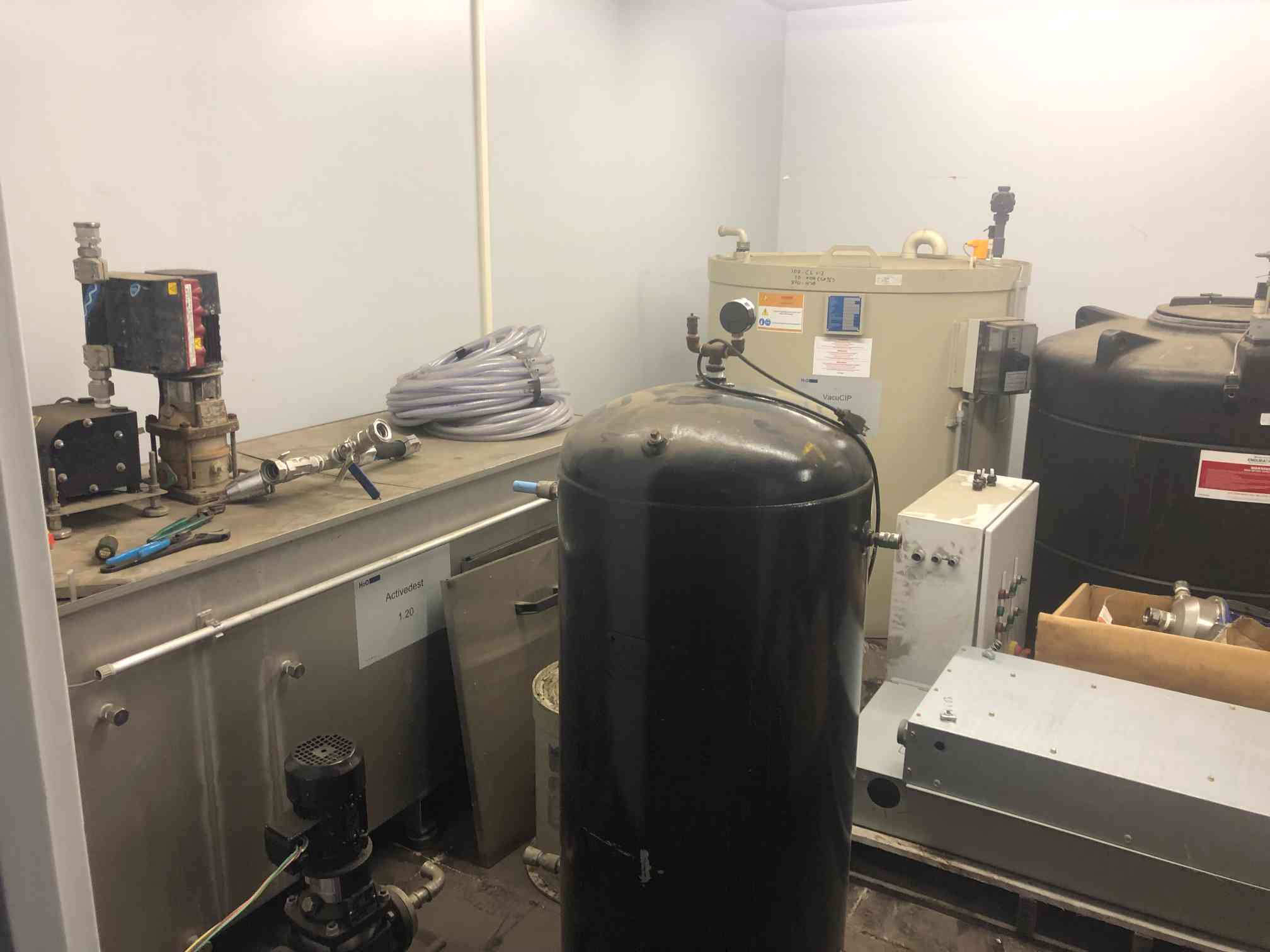 Vacudest L 6000 Vacuum Distillation System