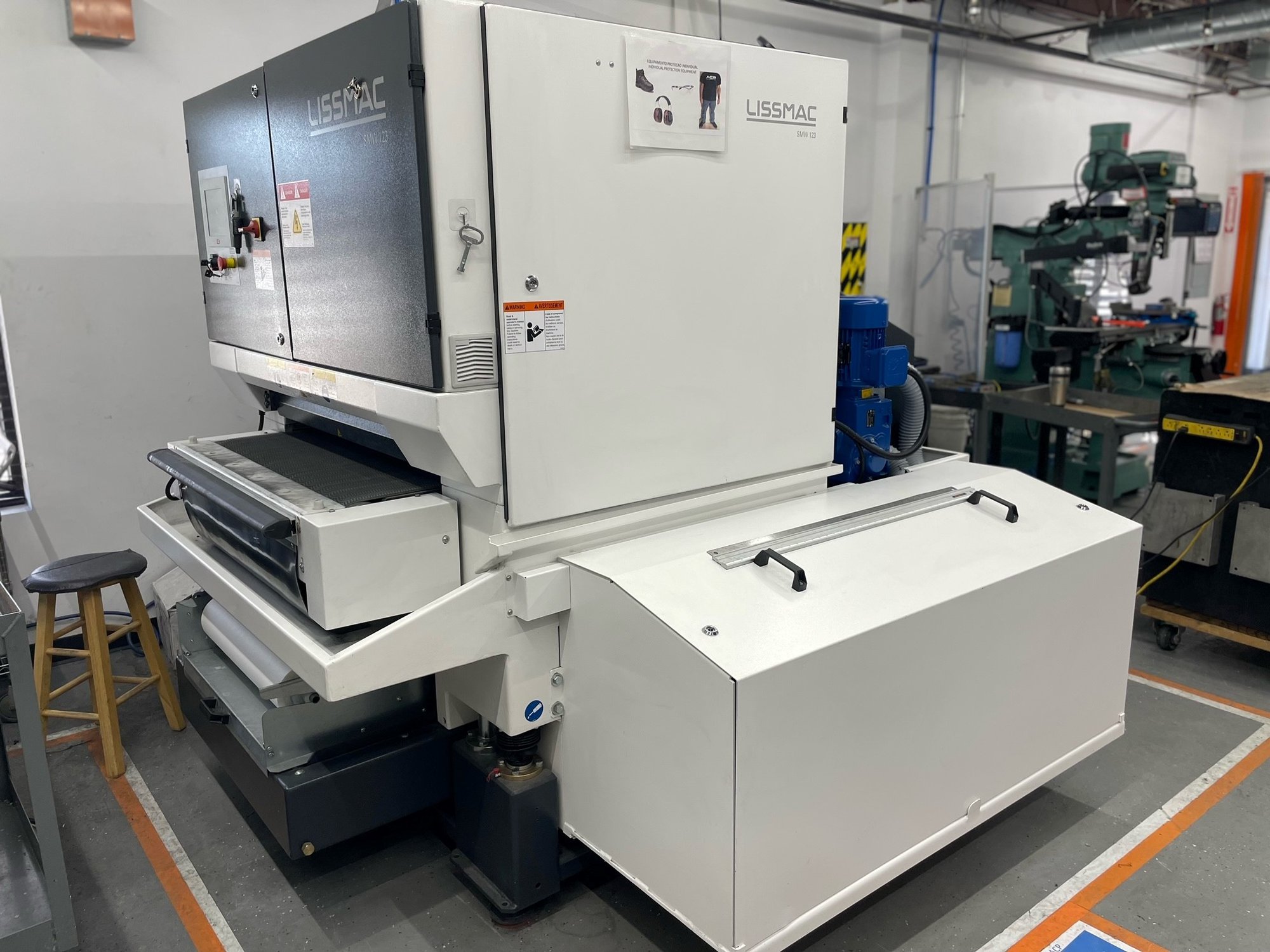 Lissmac SMW 123 CNC Wet Deburring Machine