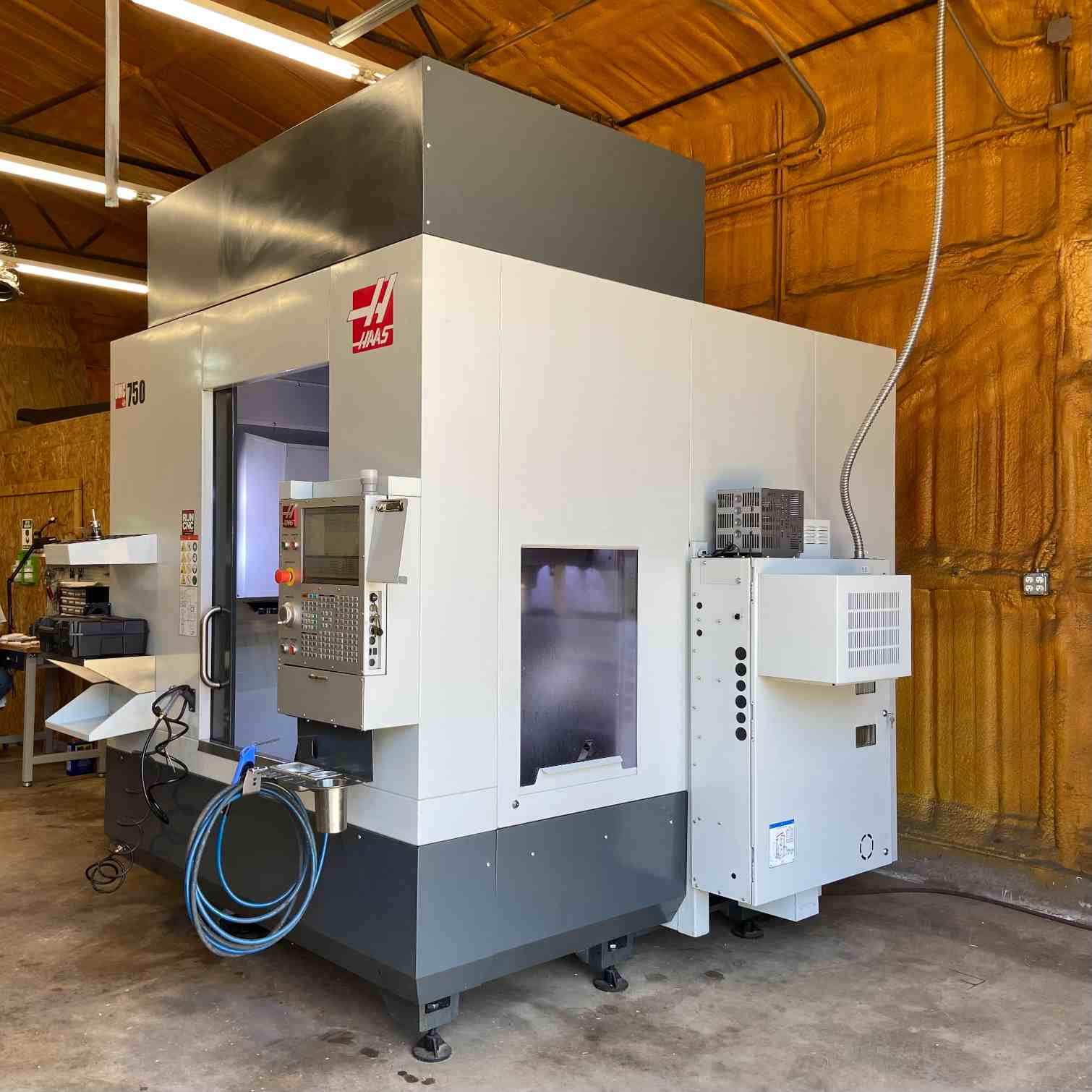 Haas UMC-750 Universal Machining Center