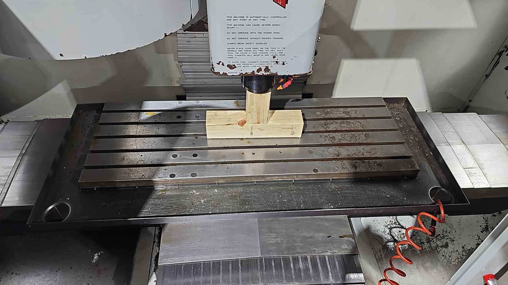 HAAS VF-4 VMC
