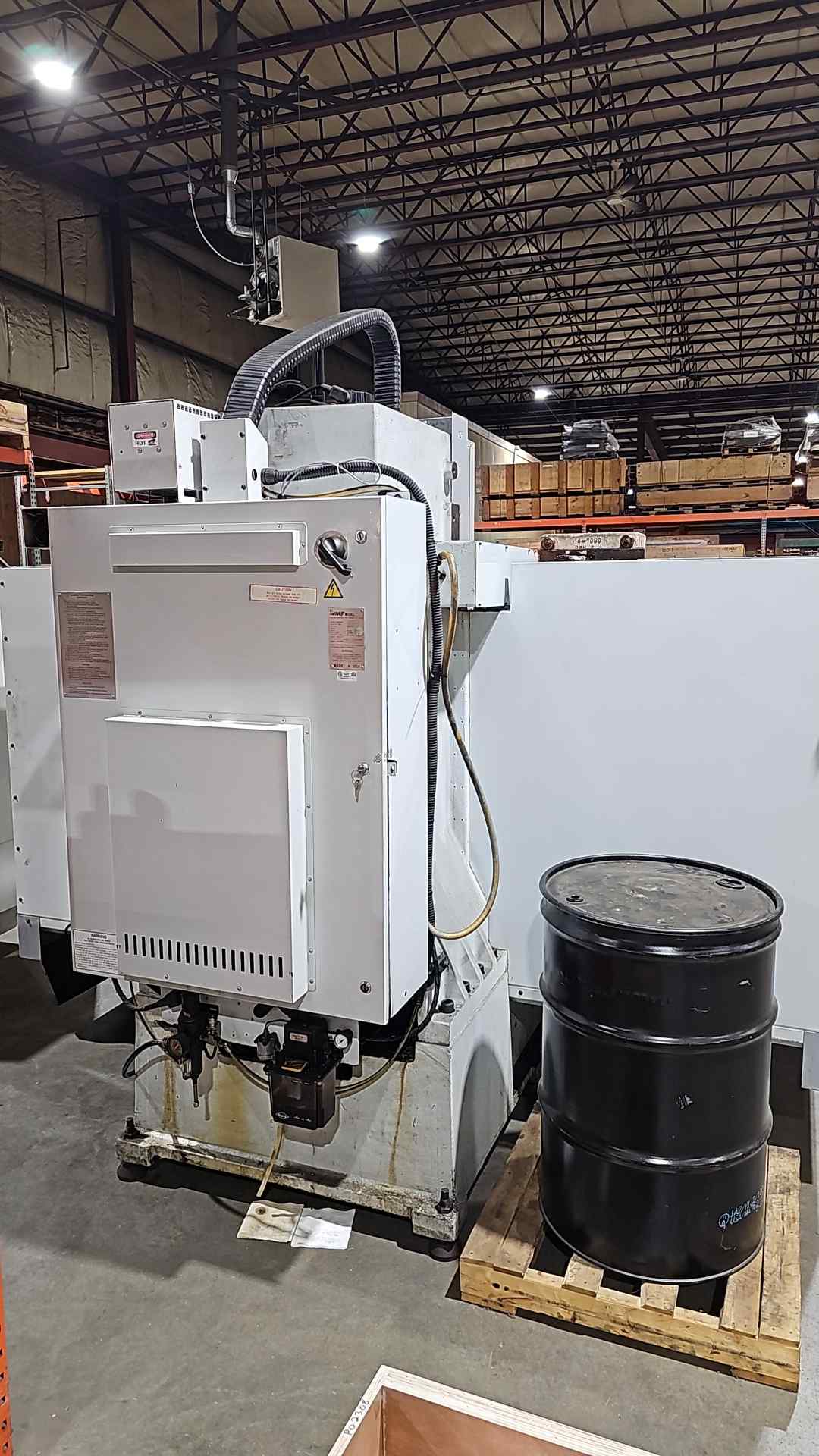 HAAS VF-4 VMC