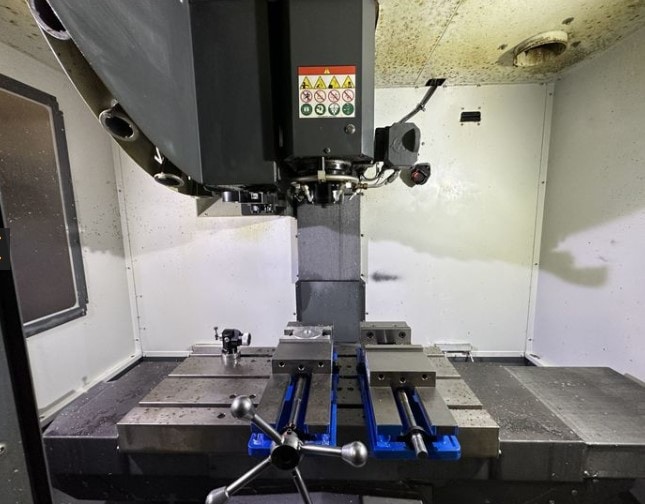 Haas DM-2 CNC VMC