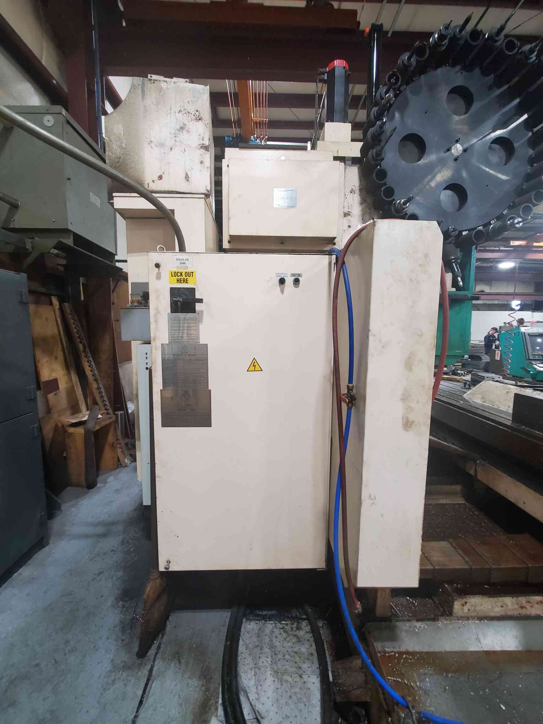 DAH-LIH MCV 2600 VMC