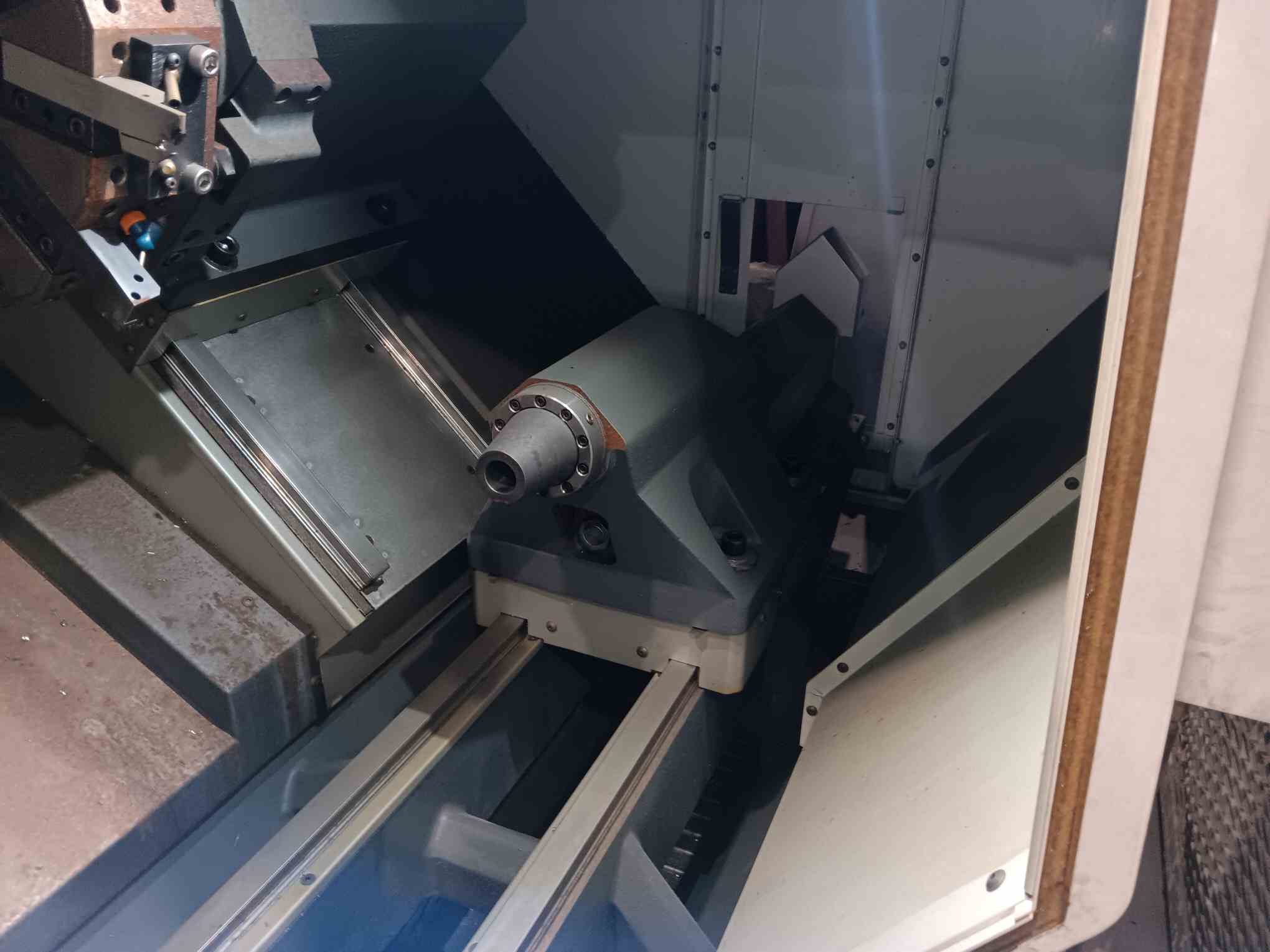 Haas ST-30