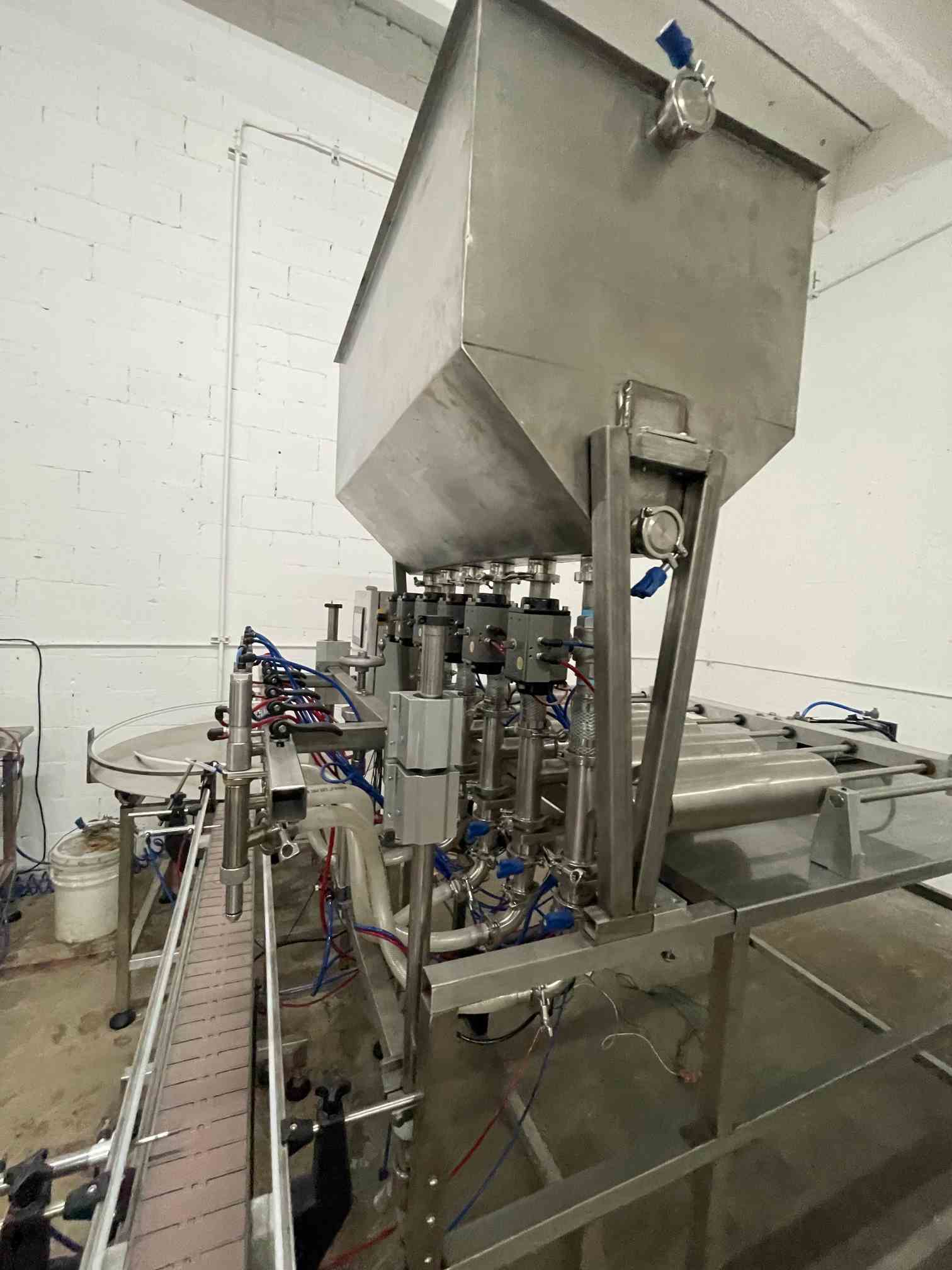 Custom Made 6 Head Inline Filler