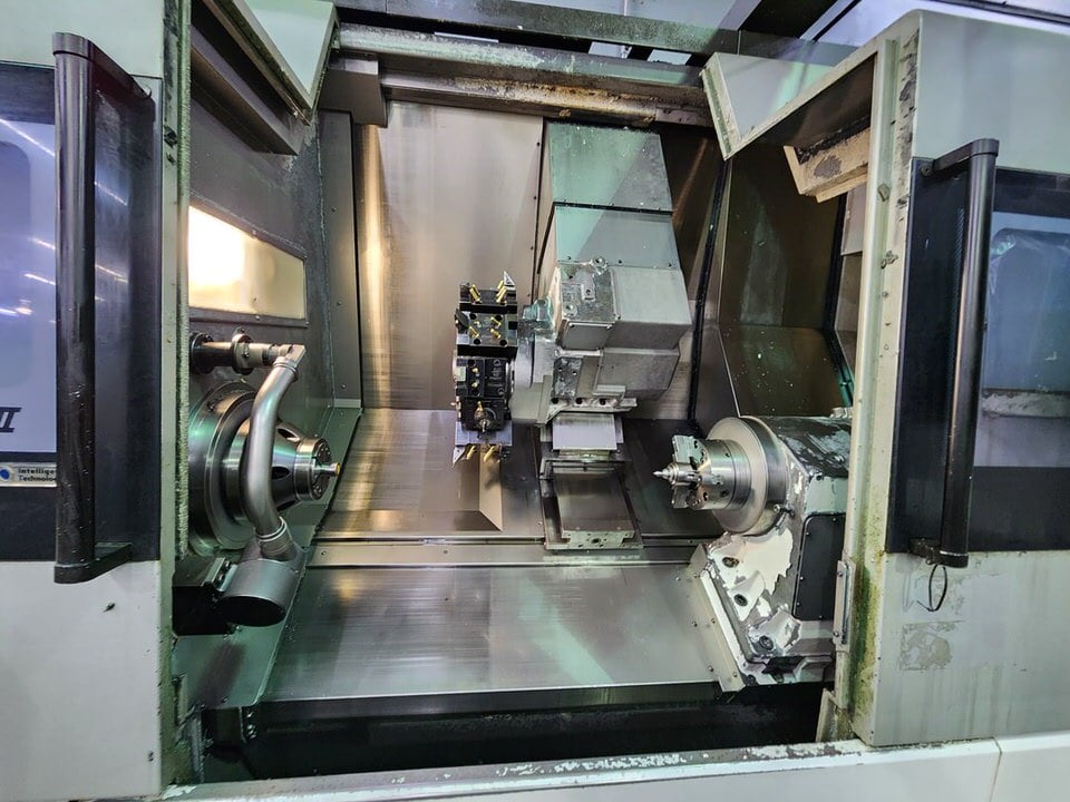 Okuma LB3000EXII 5 Axis CNC Lathe